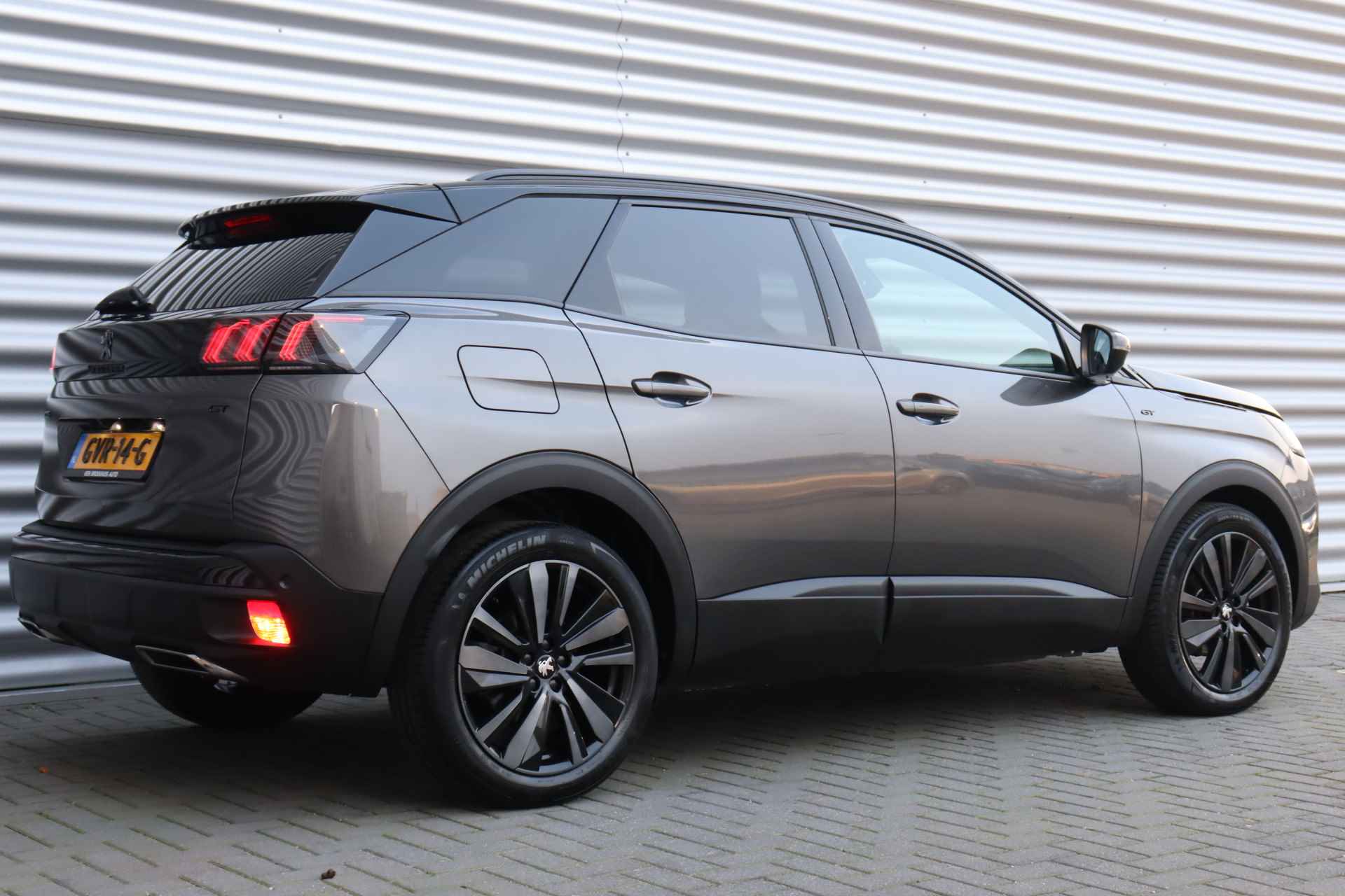 Peugeot 3008 1.2 PURETECH 130PK GT PACK AUTOMAAT / NAVI / LEDER / CLIMA / PDC / 19" LMV / CAMERA / BLACK PACK / KEYLESS / WINTERPAKKET / FULL - 7/42