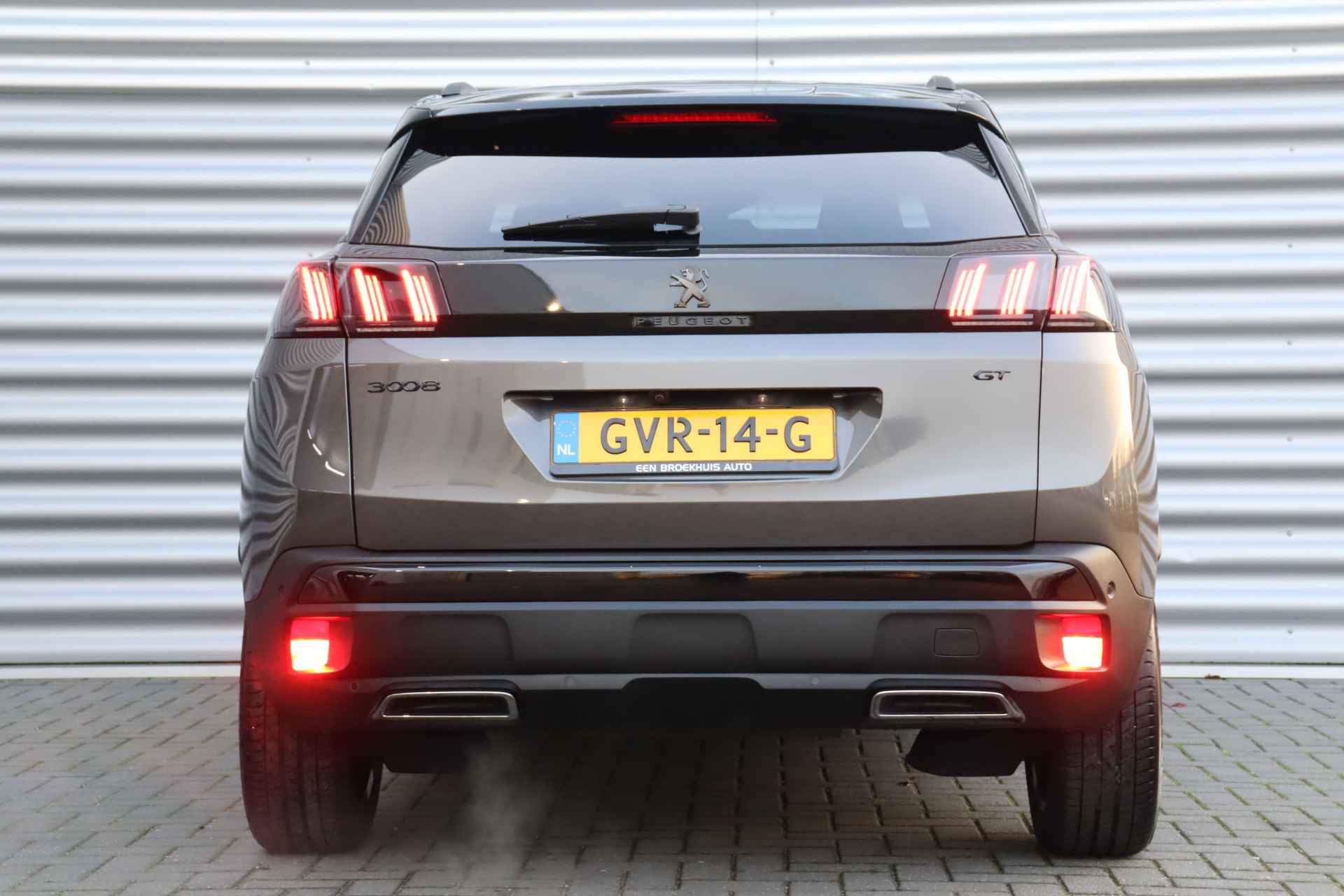 Peugeot 3008 1.2 PURETECH 130PK GT PACK AUTOMAAT / NAVI / LEDER / CLIMA / PDC / 19" LMV / CAMERA / BLACK PACK / KEYLESS / WINTERPAKKET / FULL - 8/42