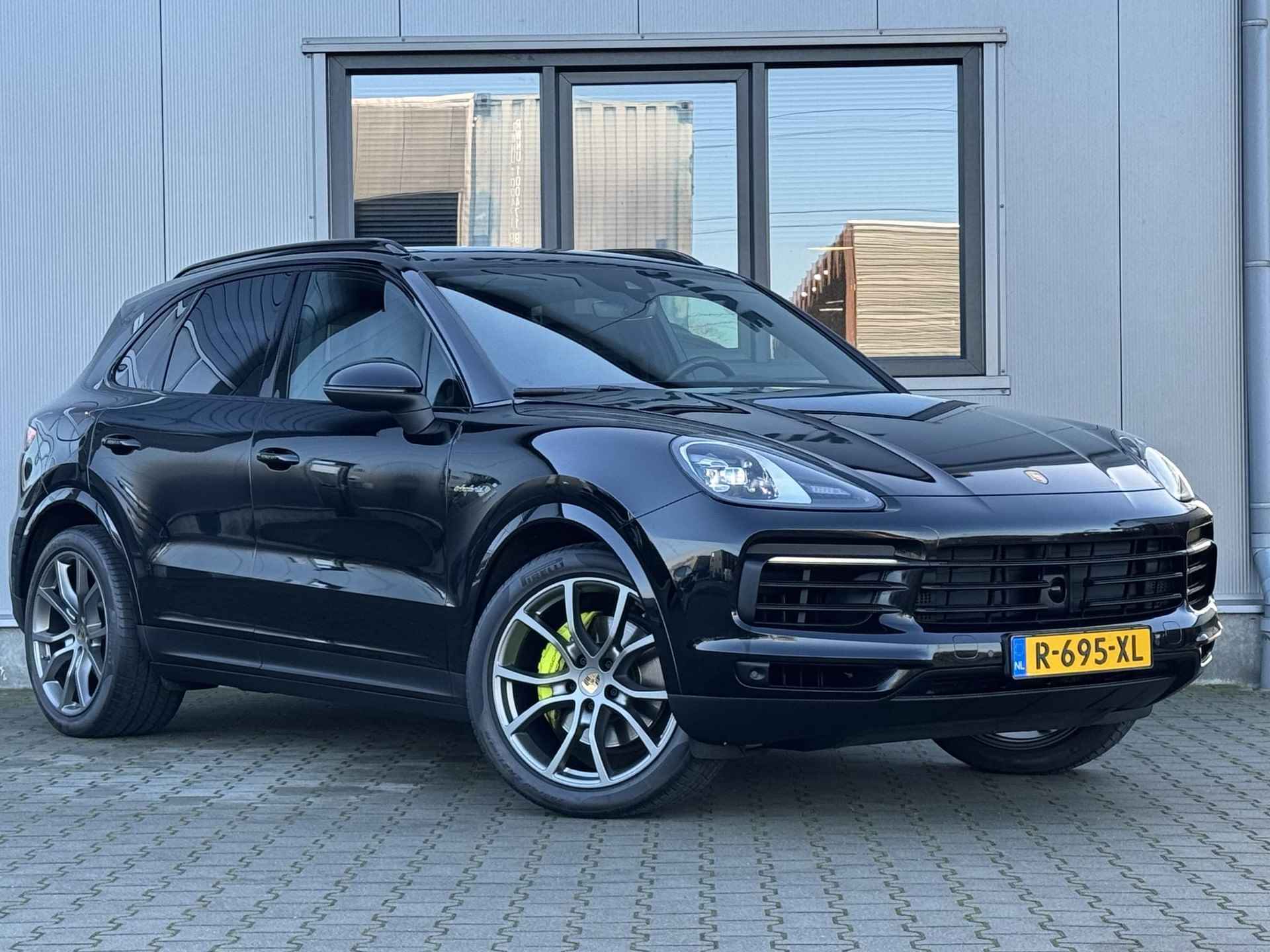 Porsche Cayenne 3.0 E-Hybrid 462 pk - 12-2020 - Panorama - Trekhaak - Stoelventilatie - 2/45