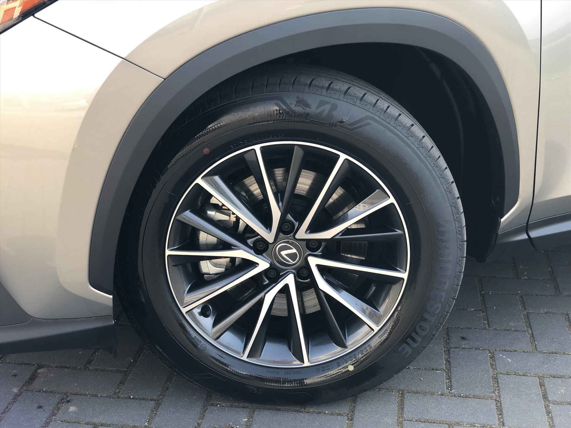 Lexus Nx 450h+ AWD Luxury Line Innovation Pack | Head up Display, Geheugenfunctie, Stoelventilatie, Dodehoekherkenning, 360 camera, Veel voordeel! - 5/46