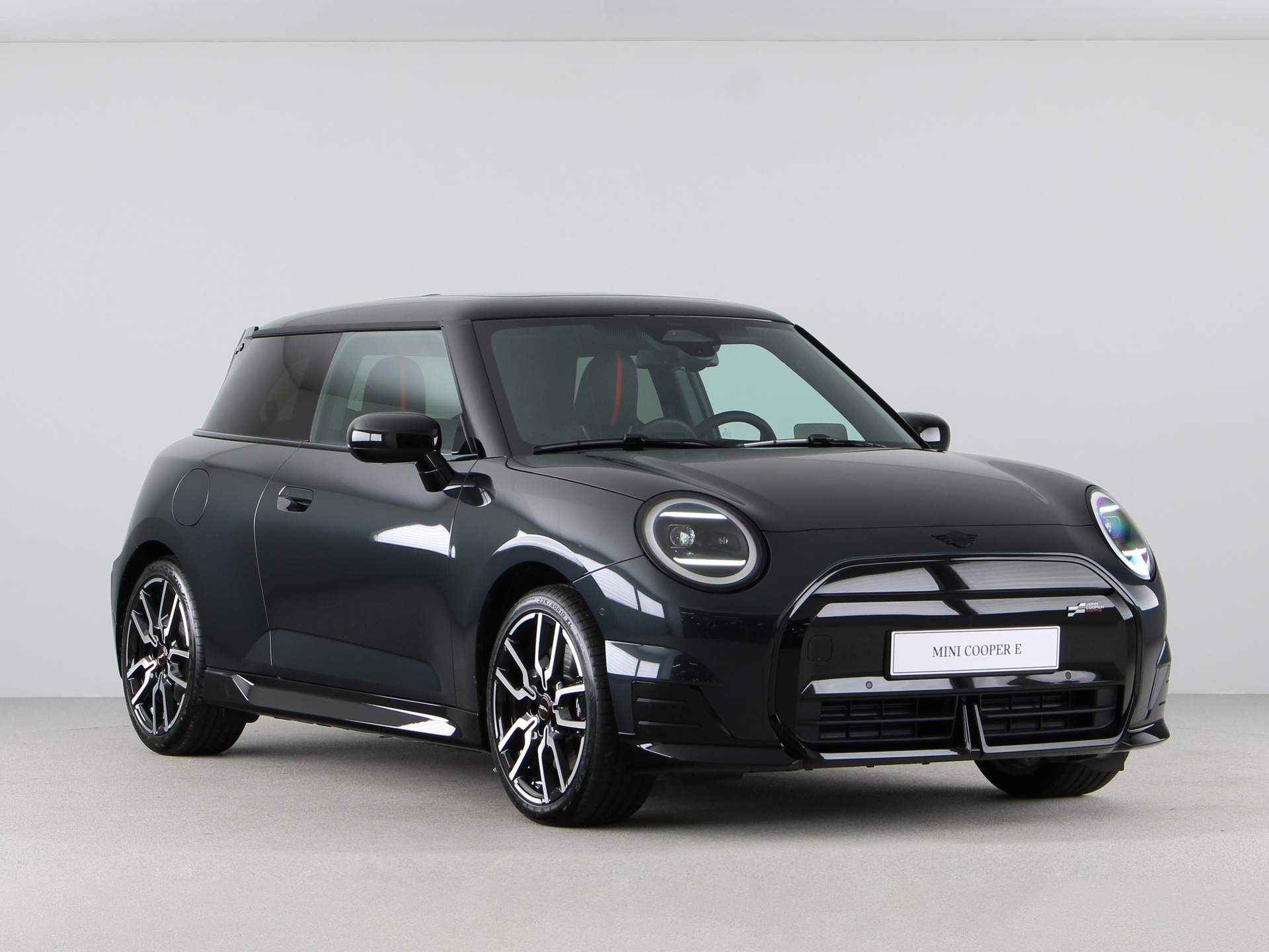 MINI Cooper E John Cooper Works Pakket M PRIVATE LEASE EUR 399,- (48 mnd/10.000 km incl. SEPP subsidie) - 8/27