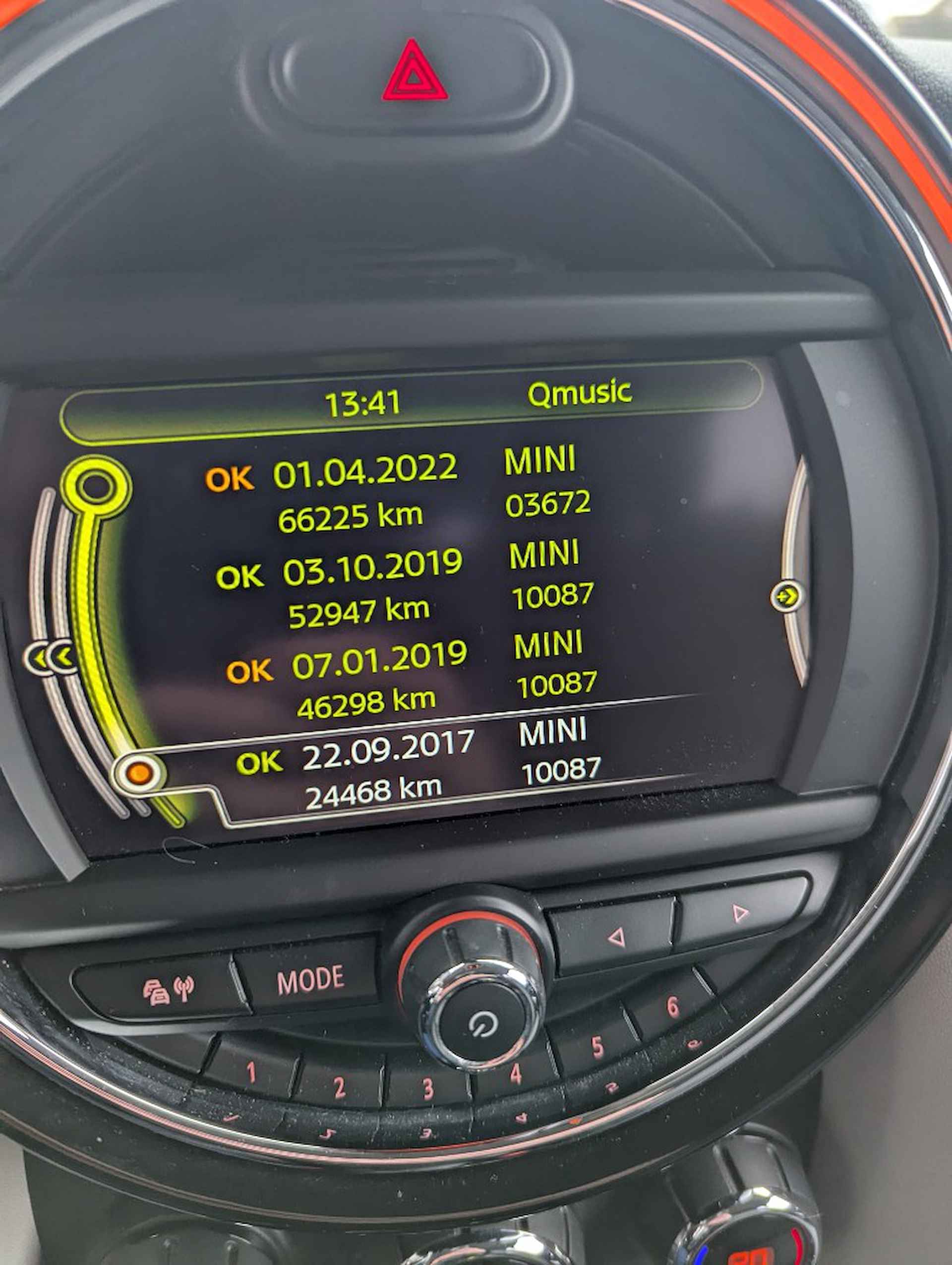 MINI Mini 1.5 Cooper Chili Business | Climate Control | Navigatie | Union Jack Lights | Cruise Control | Parkeersensoren | Sportstoelen | - 5/6