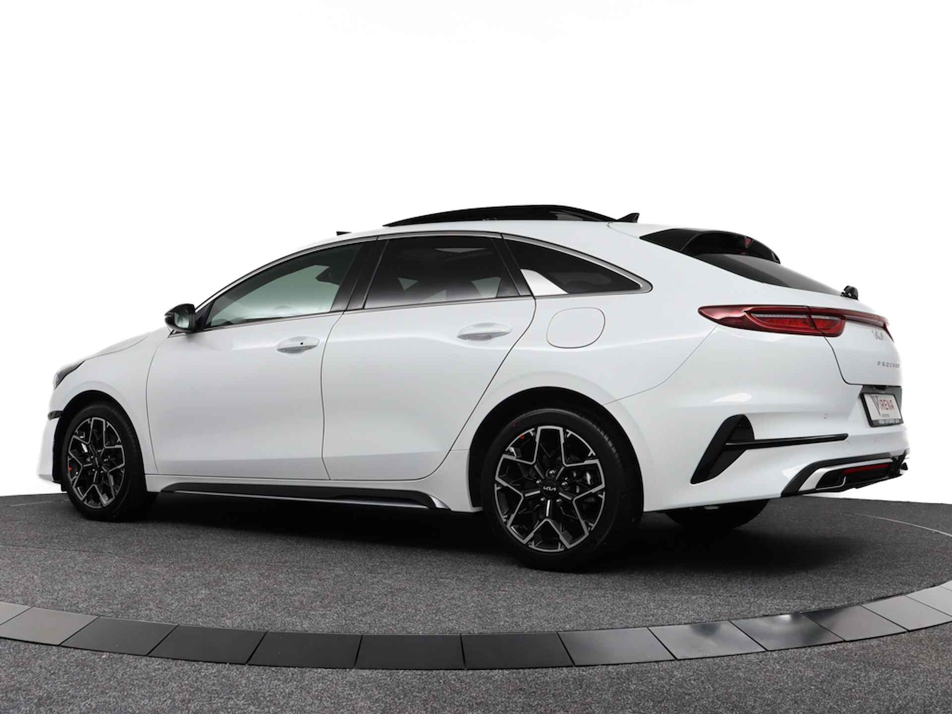 Kia ProCeed 1.5 T-GDi GT-Line Automaat - Direct leverbaar - Panorama dak - Cruise Control - Stoel-/stuurverwarming - Airco - Fabrieksgarantie tot 01-2032 - 5/55