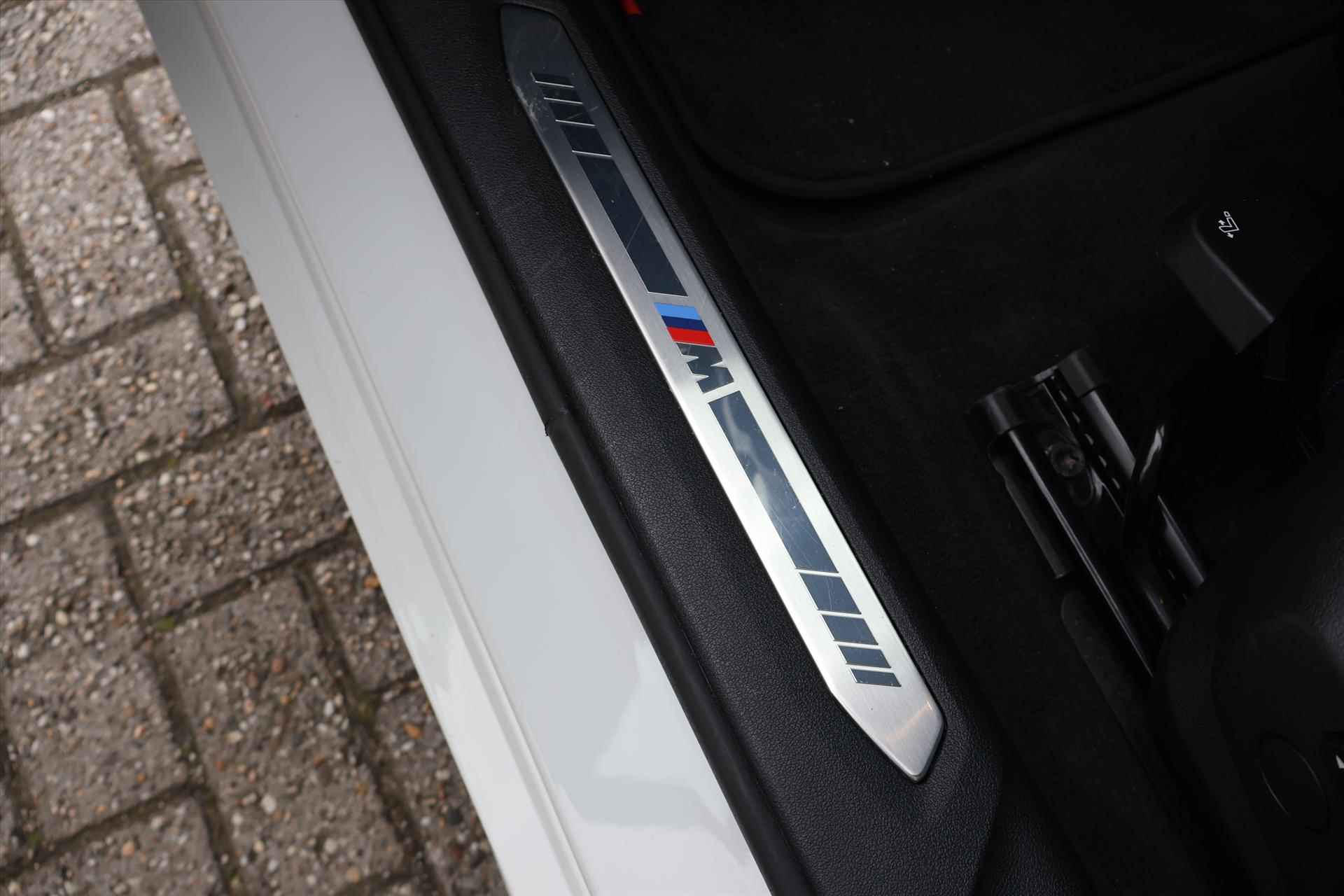 BMW 1-Serie (f40) 118i M-Sport 140pk | Carplay | Cruise | LED I Navi I Sfeerverlichting - 36/51