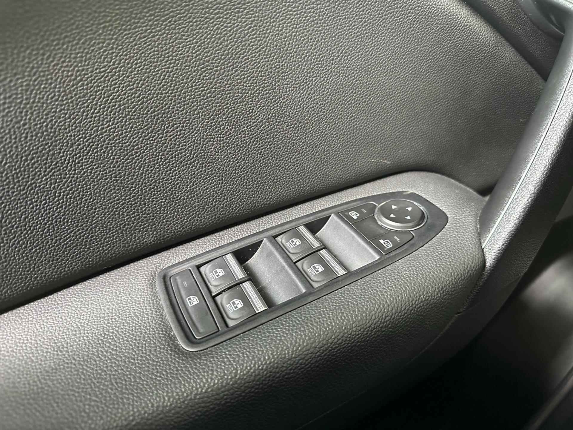 Renault Captur 1.0 TCe 90 + Camera | Navigatie | LED | Cruise | Apple | Climate | 12 Maanden BOVAG - 16/25