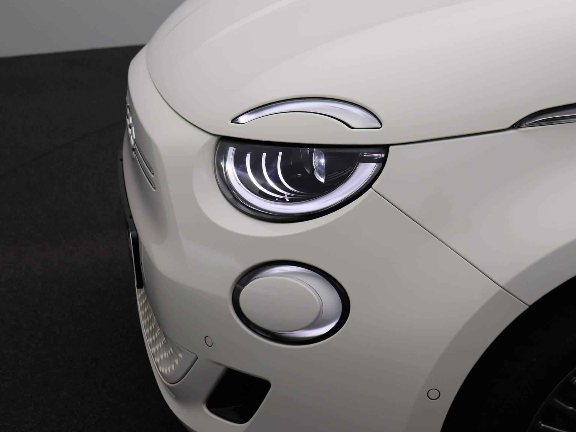 Fiat 500 Icon 42 kWh | NAV | CARPLAY | CAM | PDC | ECC | LMV | LED | €2000,- SUBSIDIE! - 15/35