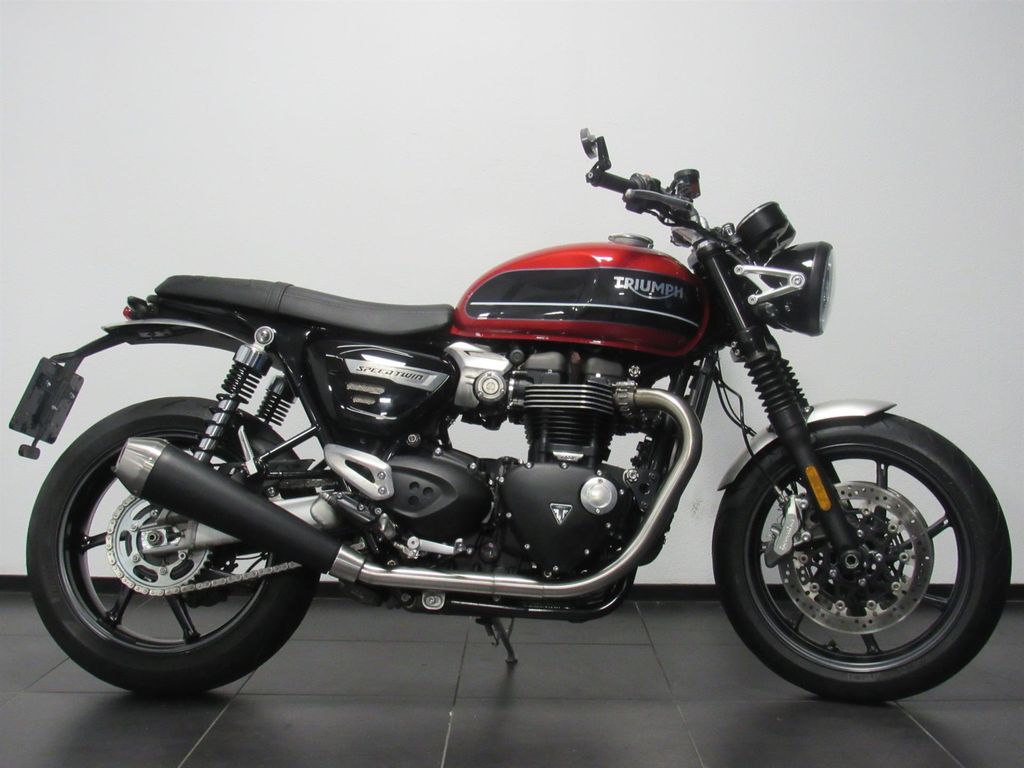 Triumph SPEED TWIN