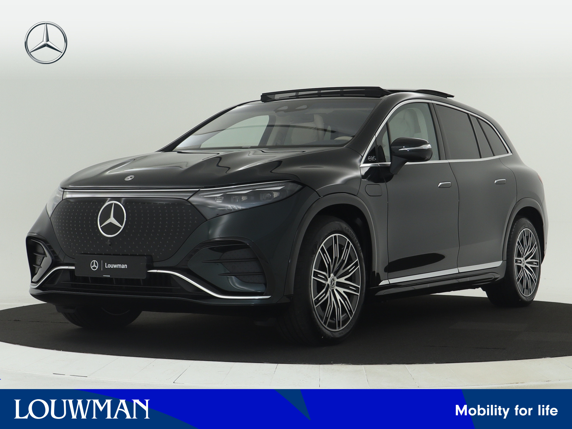 Mercedes-Benz EQS SUV 450 4MATIC AMG Line 7p 118 kWh | Trekhaak | Business Class pakket | 	ENERGIZING-pakket Plus | Rijassistentiepakket Plus | Akoestiekcomfortpakket | KEYLESS GO-comfortpakket | Achterasbesturing tot 10° |