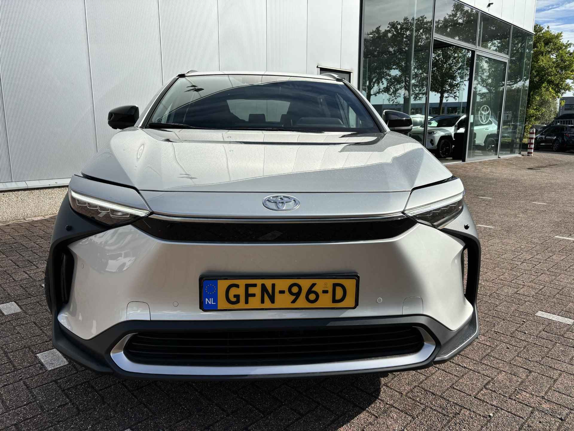 Toyota bZ4X Premium 71 kWh, Leer, 20 Inch LM velgen, BSM, Appl ecarplay& Android auto, Snel leverbaar! - 28/48