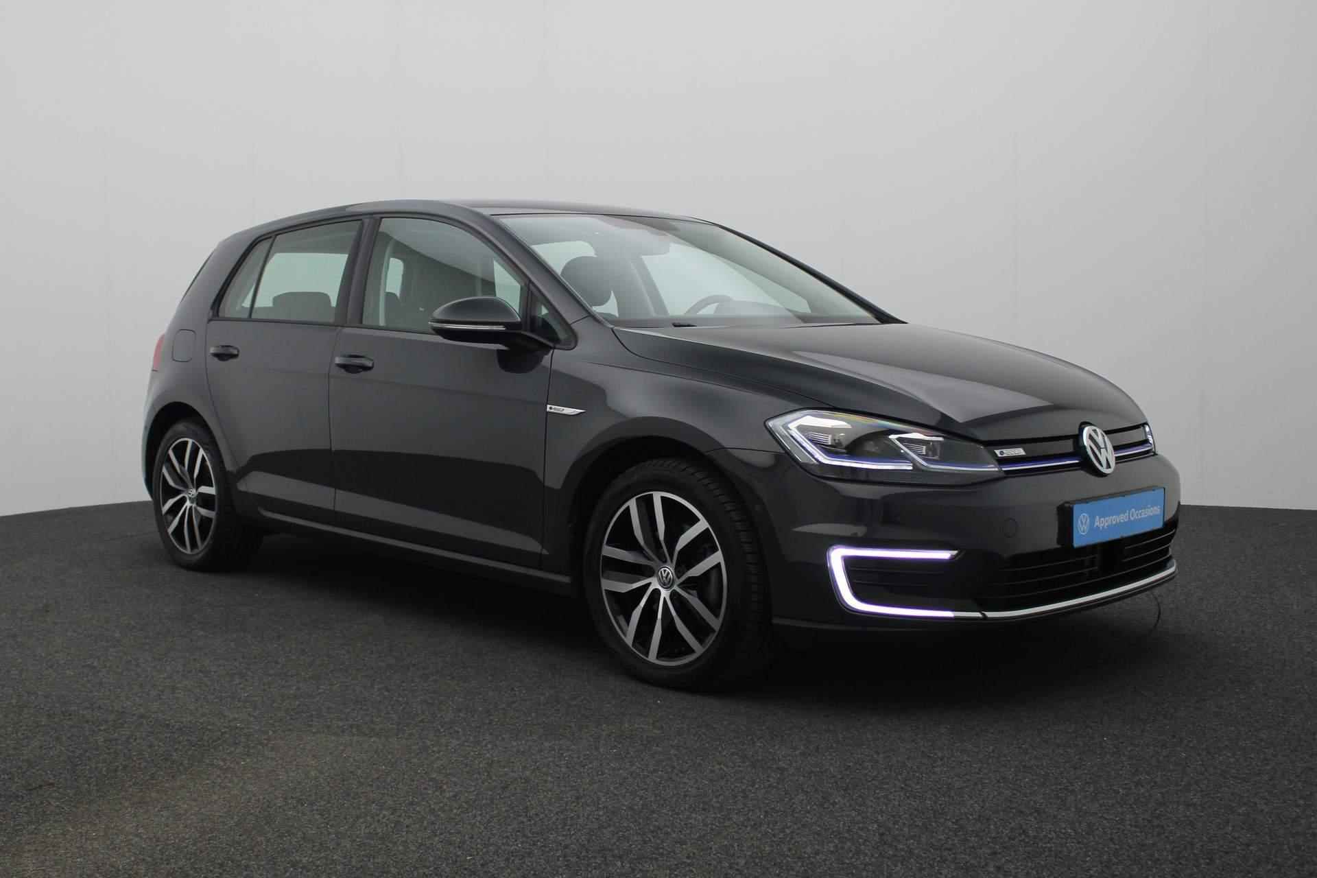 Volkswagen e-Golf 136PK | Navi | Parkeersensoren voor/achter | ACC | Verwarmbare voorruit | Alarm | Park Assist - 29/35