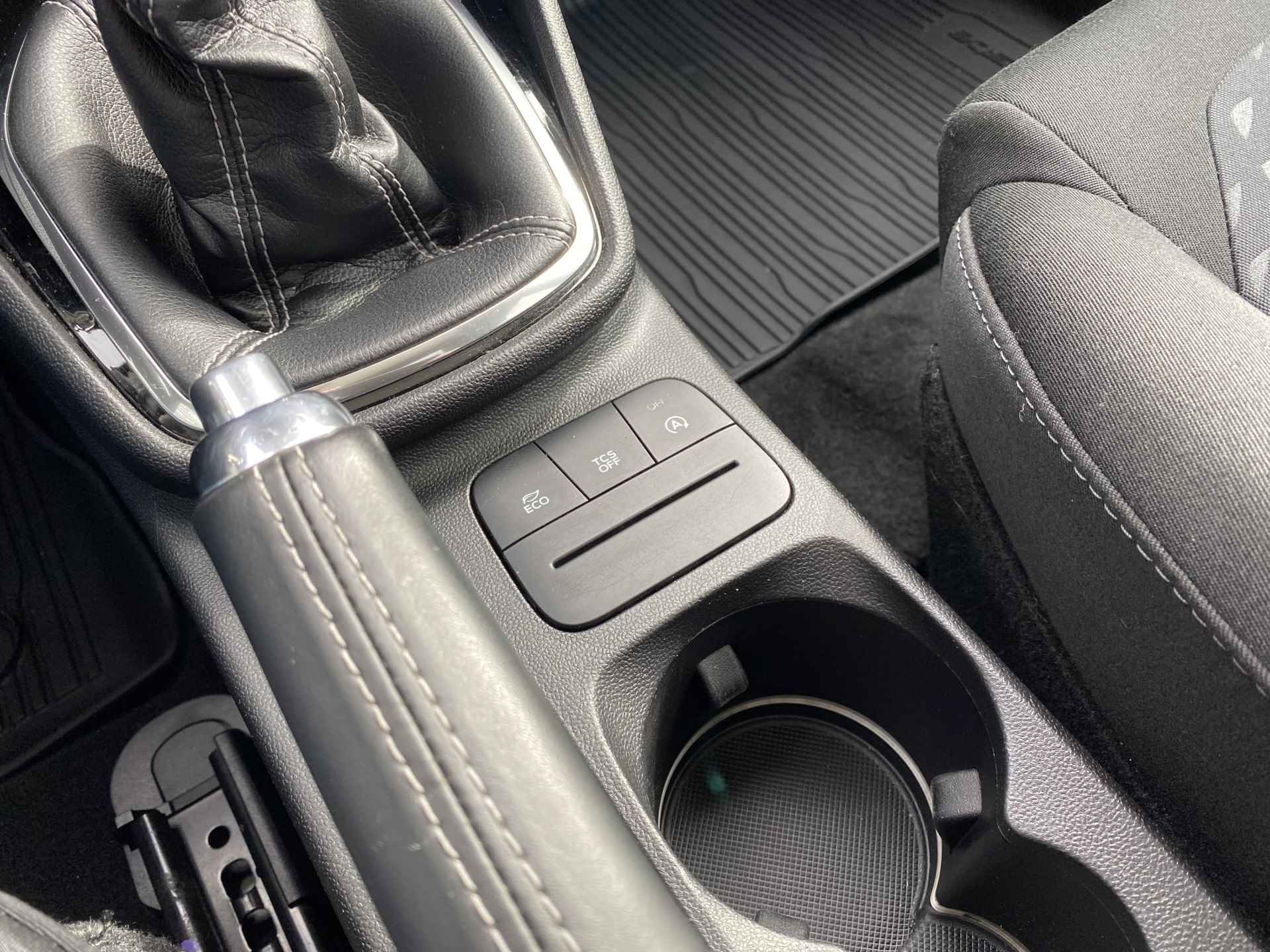 Ford Fiesta 1.0 EcoBoost Titanium | 1e eigenaar | dealer onderh. | navigatie | panoramadak | stoelverwarming | dab audio - 34/43