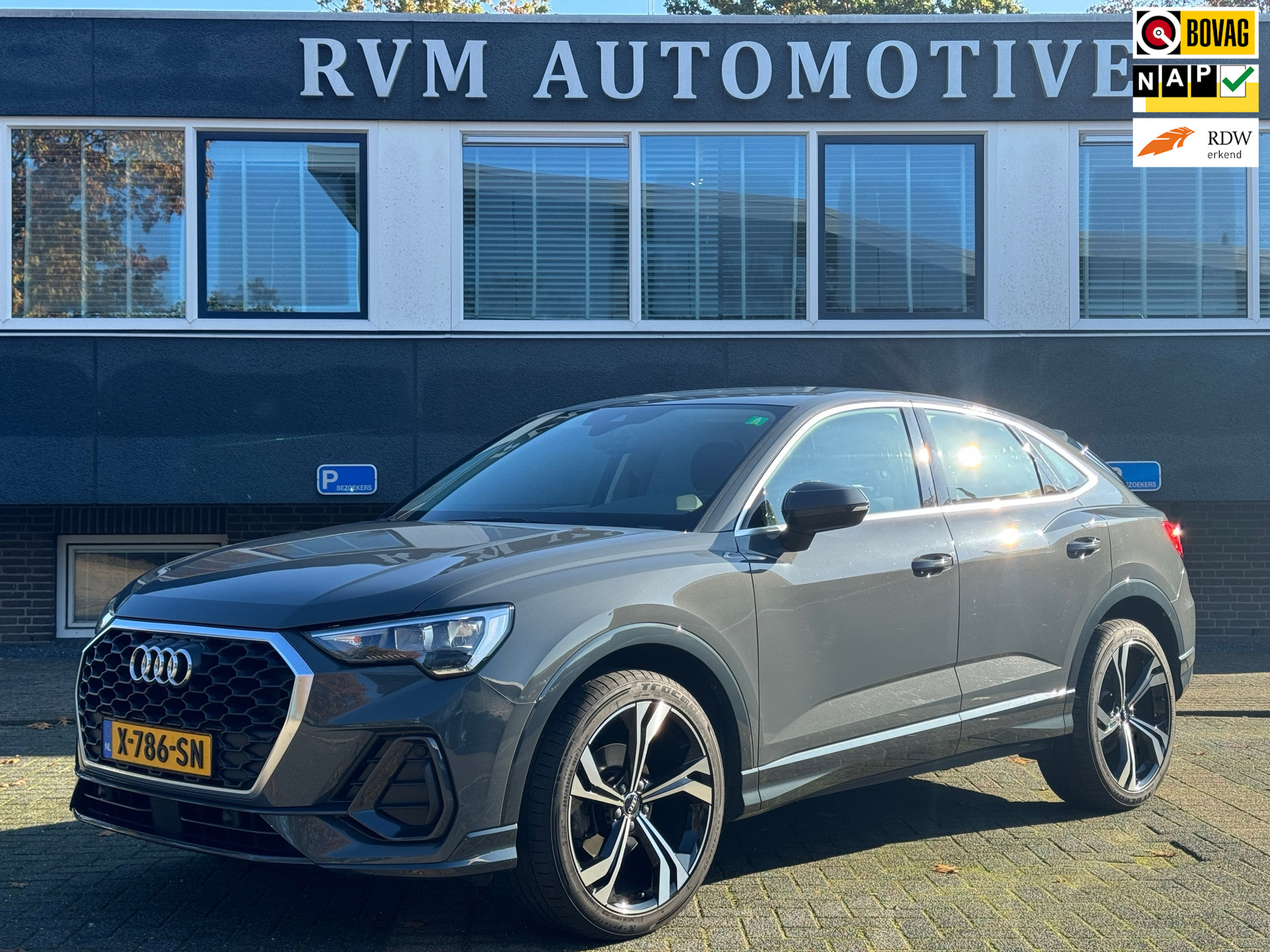 Audi Q3 Sportback 35 TFSI Business Edition | STOELVERWARMING | NAVI BY CARPLAY | RIJKLAARPRIJS INCL. 12 MND. BOVAGGARANTIE