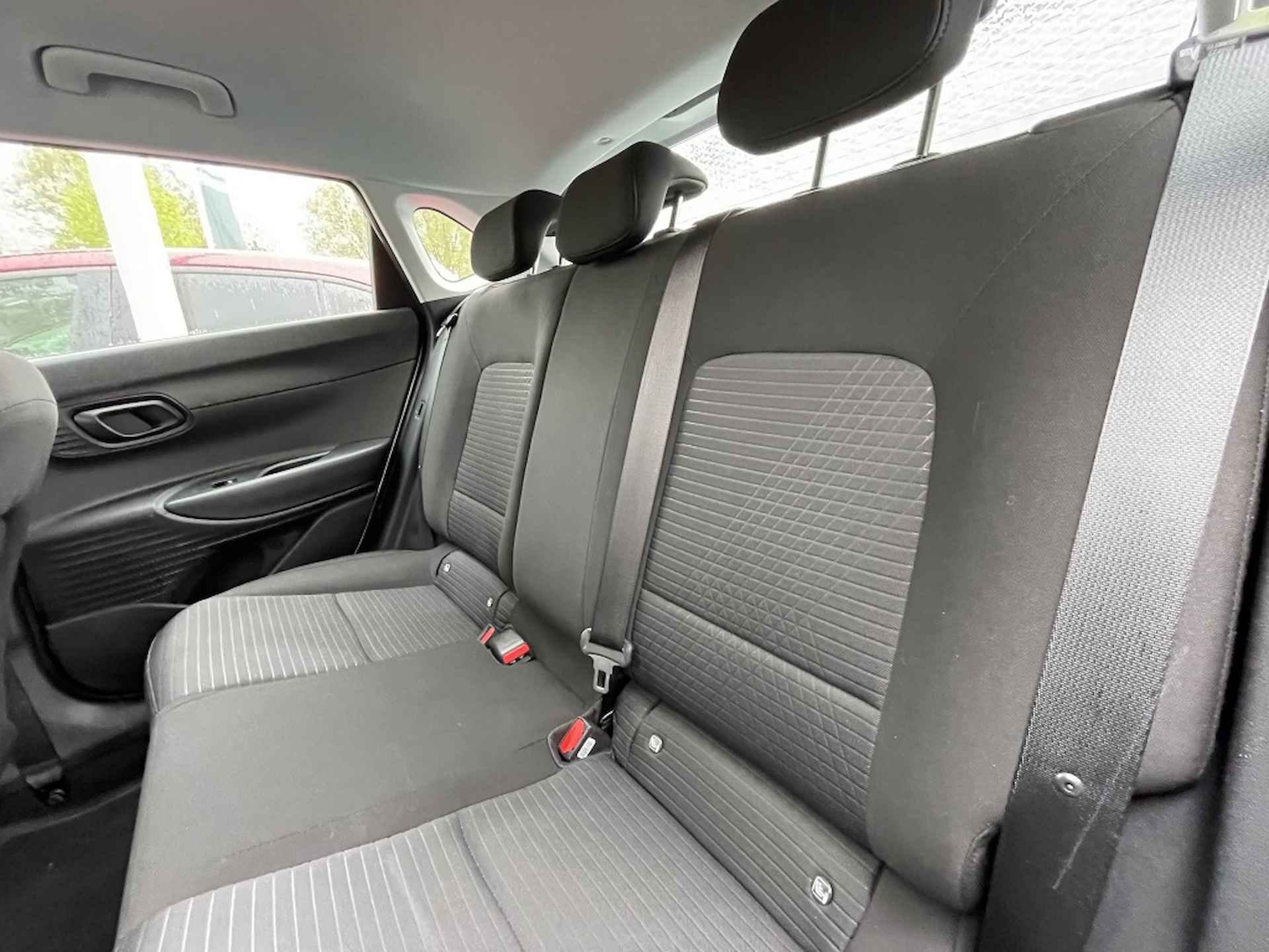 Hyundai i20 1.0 T-GDI Comfort | Carplay | Clima | Automaat | Stoelverwarming - 22/30