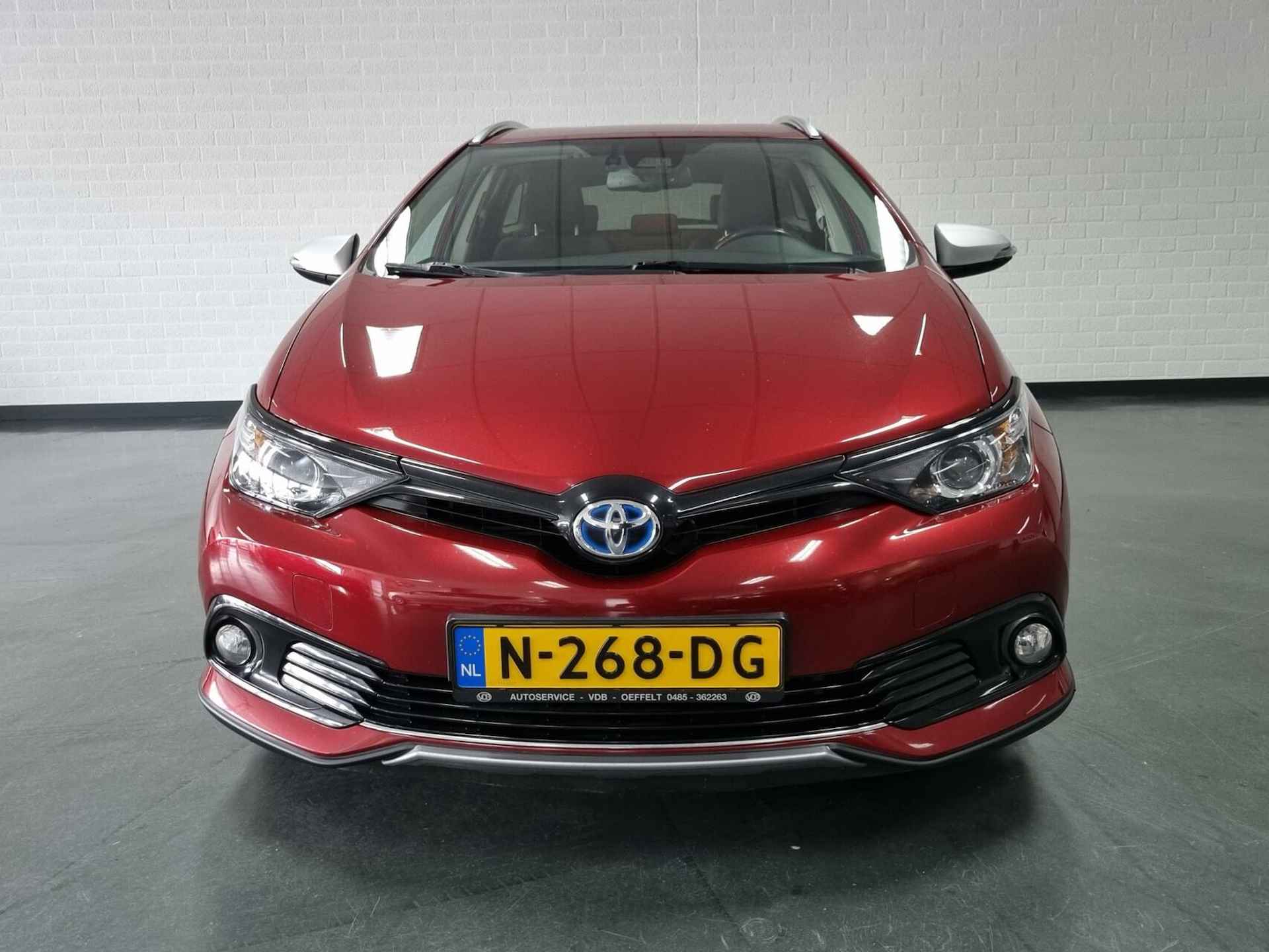 Toyota Auris  Touring Sports 1.8 Hybrid  Freestyle / Navi - 2/65