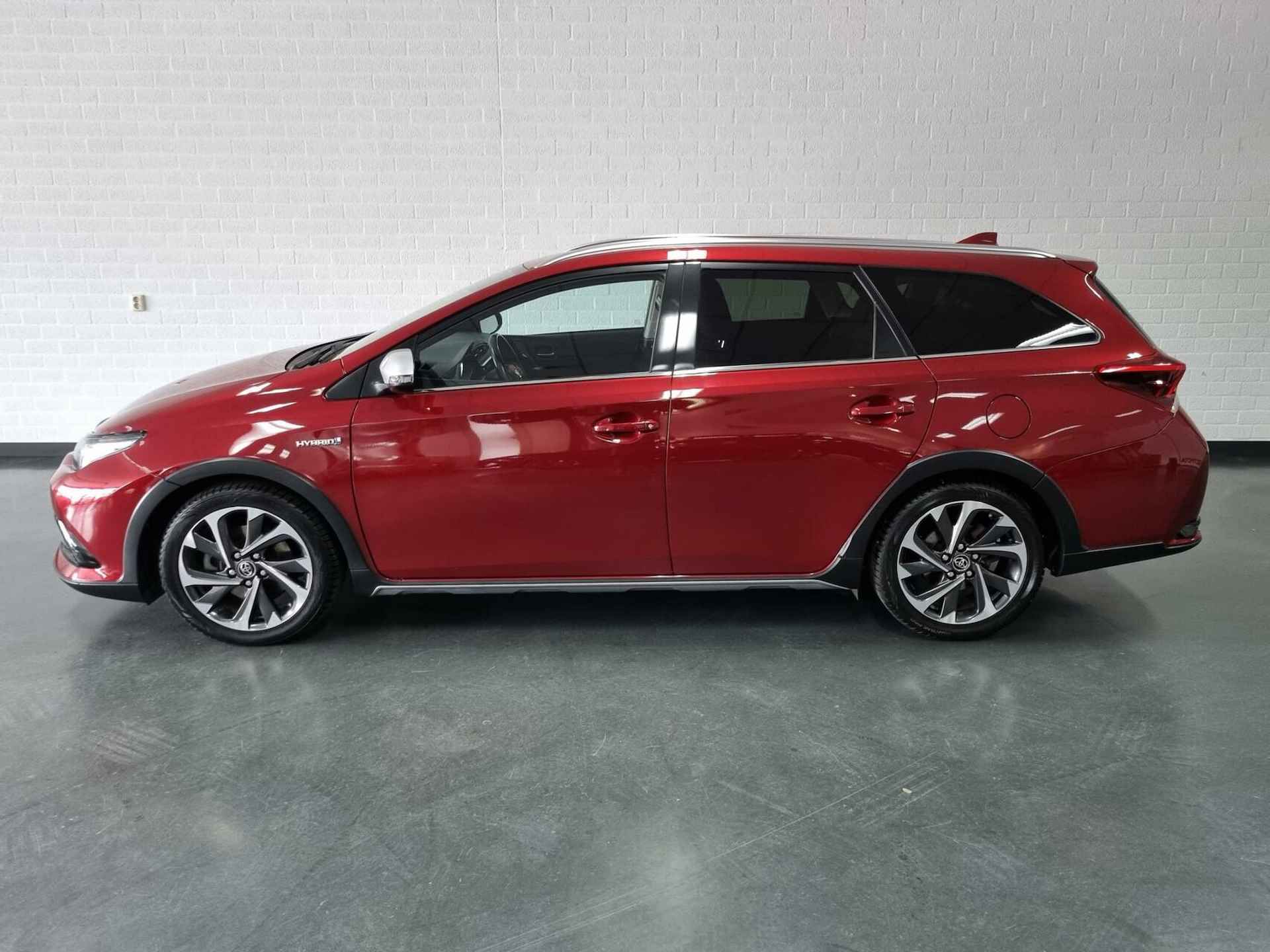 Toyota Auris  Touring Sports 1.8 Hybrid  Freestyle / Navi - 4/65