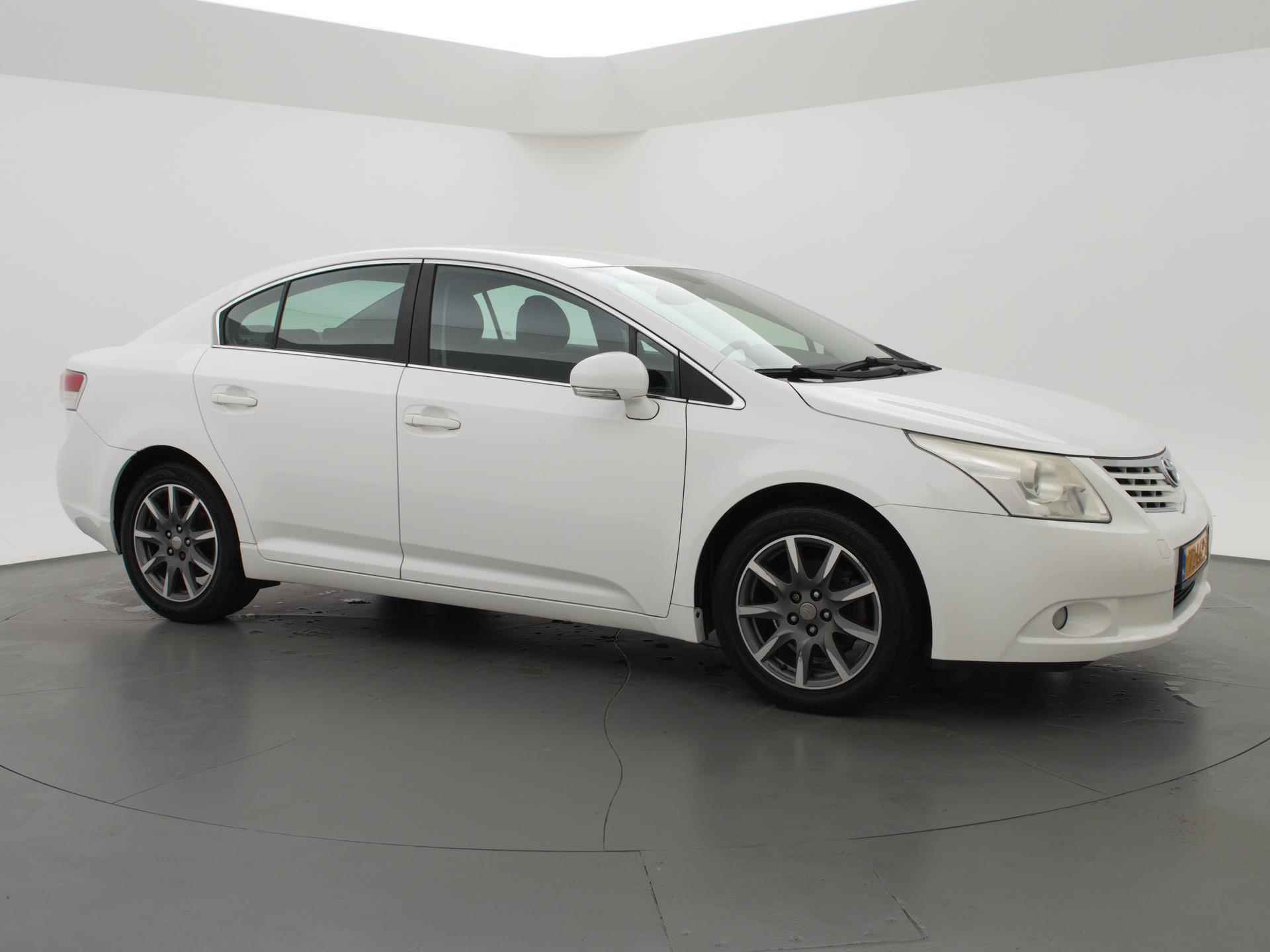 Toyota Avensis 1.6 VVTi DYNAMIC SEDAN DEALER ONDERHOUDEN - 13/22