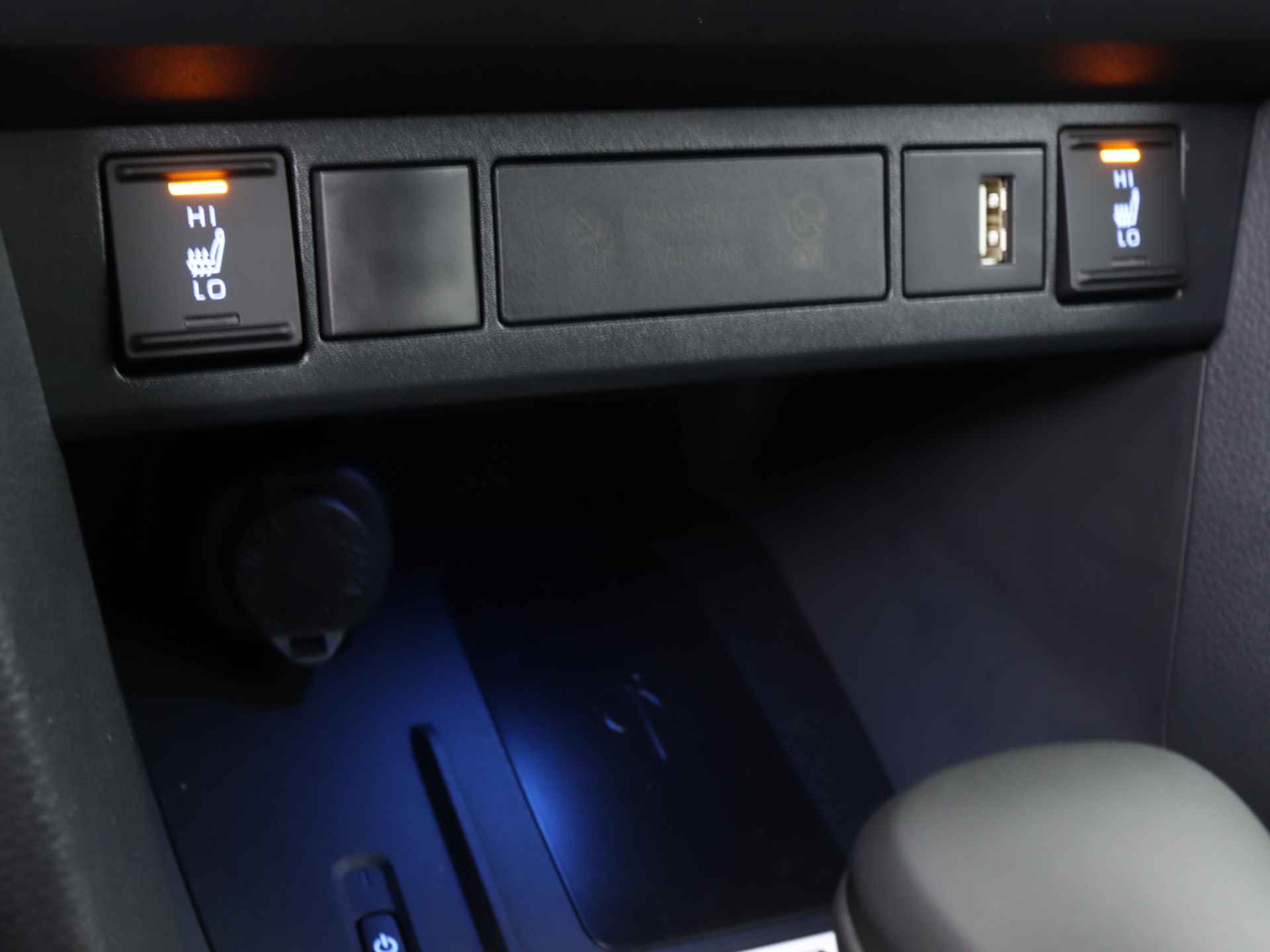 Toyota Yaris Cross 1.5 Hybrid GR Sport - Bi tone Limited | Navigatie | Stoelverwarming | Full LED | Apple CarPlay / Android auto | - 35/46