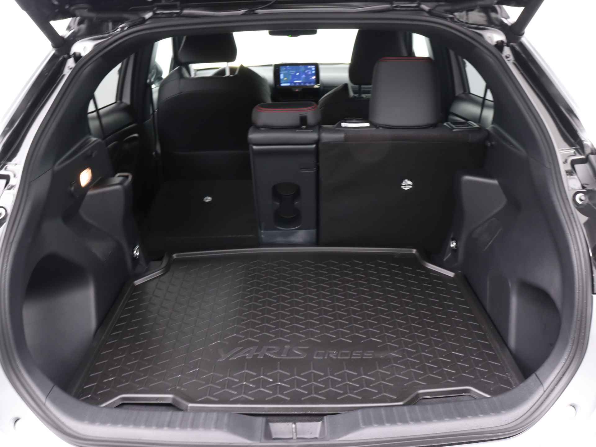 Toyota Yaris Cross 1.5 Hybrid GR Sport - Bi tone Limited | Navigatie | Stoelverwarming | Full LED | Apple CarPlay / Android auto | - 38/46