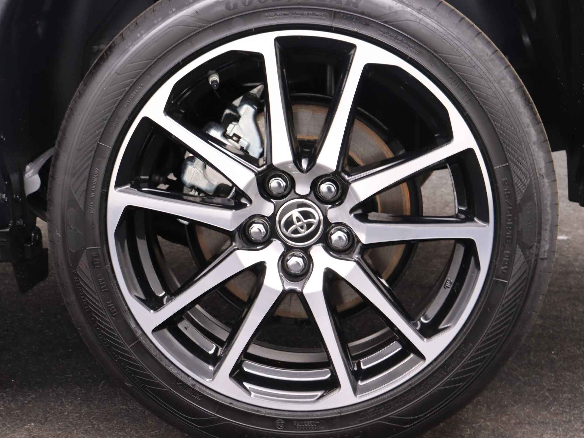 Toyota Yaris Cross 1.5 Hybrid GR Sport - Bi tone Limited | Navigatie | Stoelverwarming | Full LED | Apple CarPlay / Android auto | - 45/46