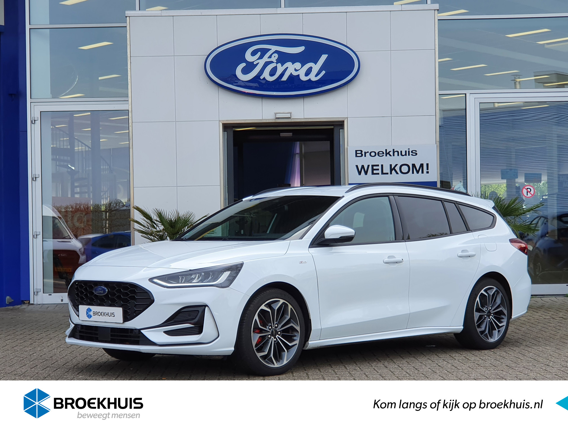 Ford Focus Wagon 1.0 Hybrid ST-Line X | Winter Pack | 18 inch! | Cruise Control | Carplay/Android Auto bij viaBOVAG.nl