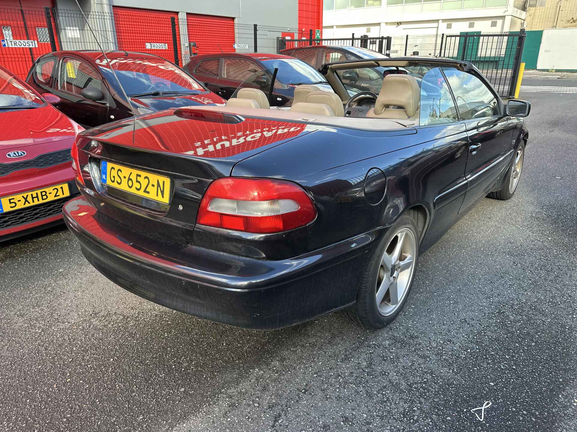 Volvo C70 Convertible 2.0 T | Lederen bekleding | Multimediascherm | APK tot 14-06-2025 | Airco | Inruilkoopje - 7/12