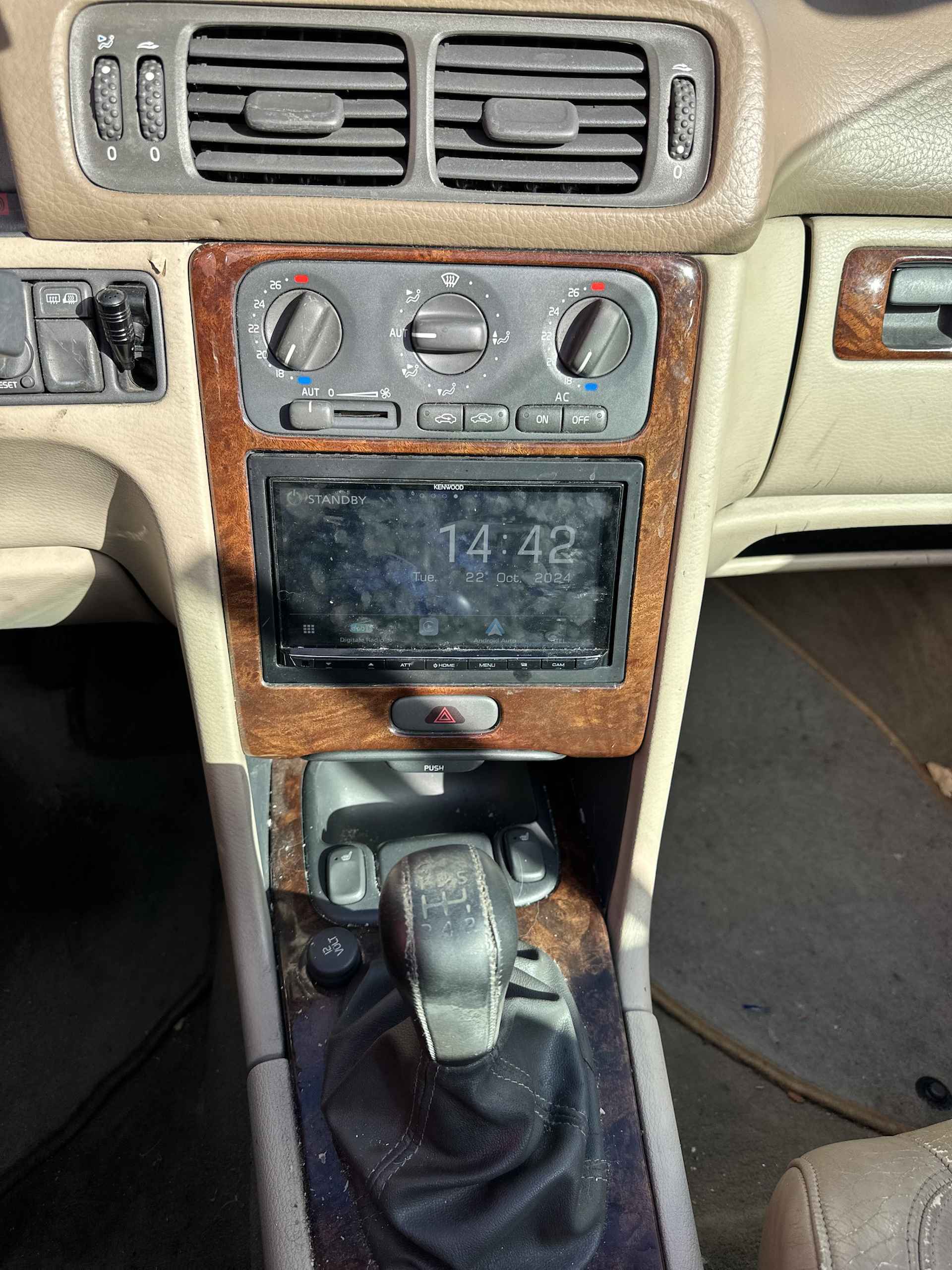 Volvo C70 Convertible 2.0 T | Lederen bekleding | Multimediascherm | APK tot 14-06-2025 | Airco | Inruilkoopje - 10/12