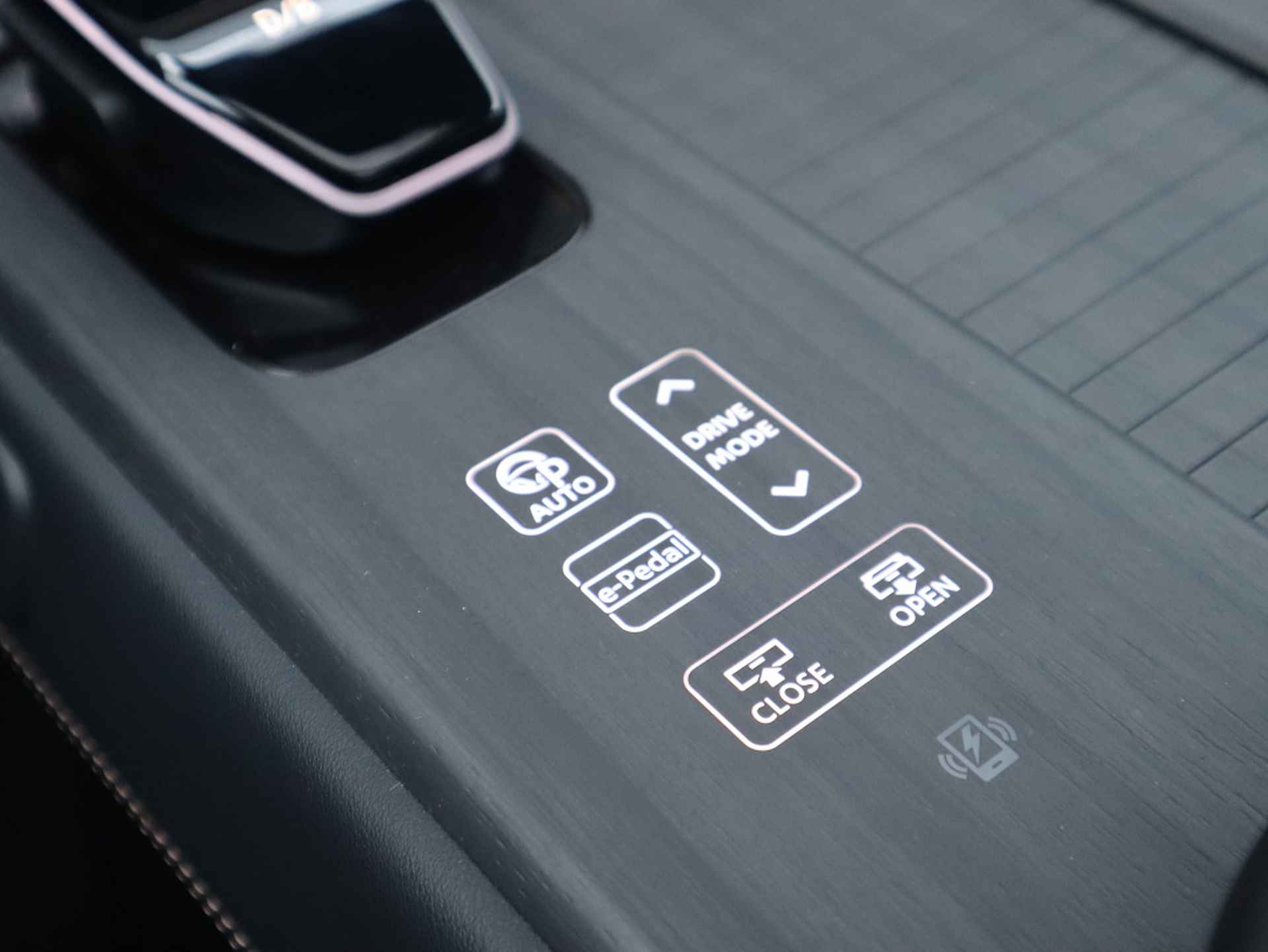 Nissan Ariya Evolve 87 kWh 242PK / Stoel ventilatie / Elektrische achterklep - 30/42