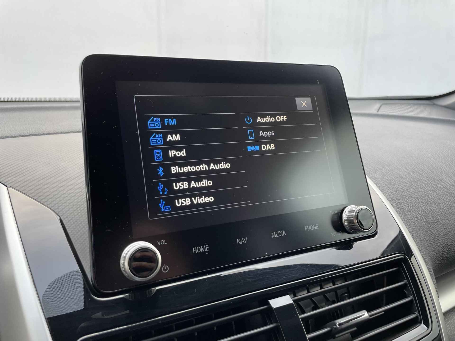 Mitsubishi Eclipse Cross 2.4 PHEV Executive / All Season Banden / Cruise Control Adaptief / Rondomzicht Camera / Navigatie / Apple carplay/Android auto / - 30/38