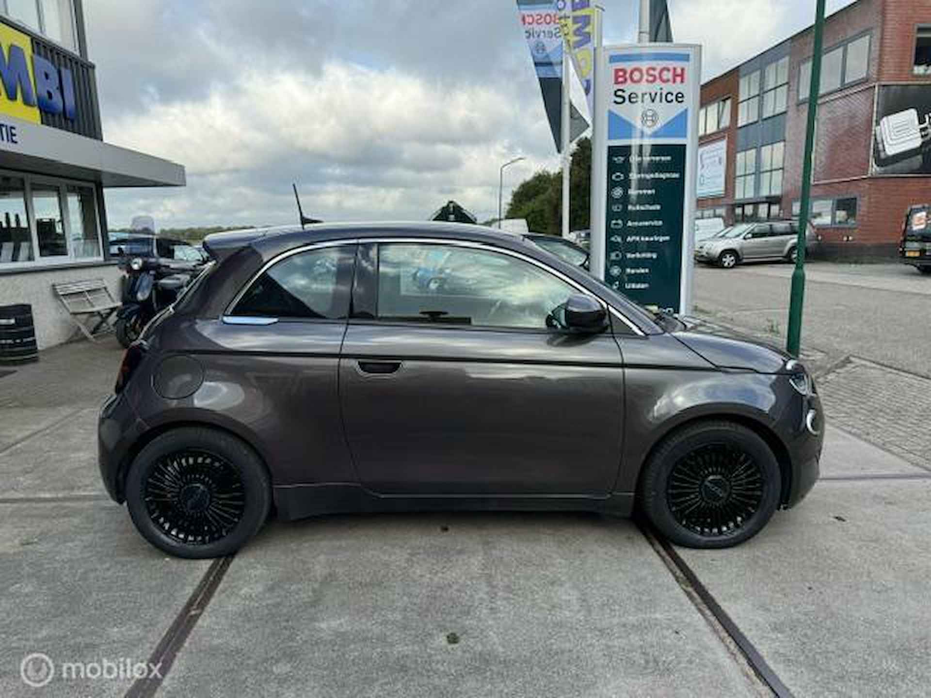 Fiat 500 Icon 42 kWh €16950,- /met subsidie €14950,- - 3/17