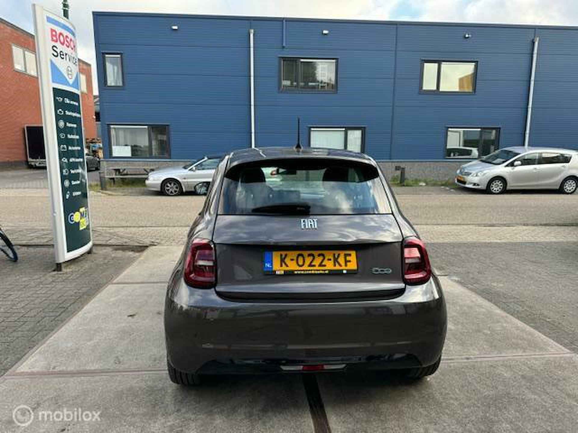 Fiat 500 Icon 42 kWh €16950,- /met subsidie €14950,- - 4/17