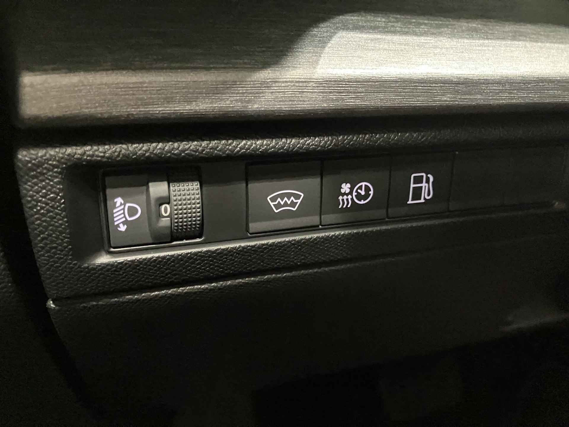 Citroën C5 X 1.6 Hybrid Feel Pack 225 pk Automaat | Navigatie | Climate Control | Lichtmetalen Velgen | Camera - 21/37