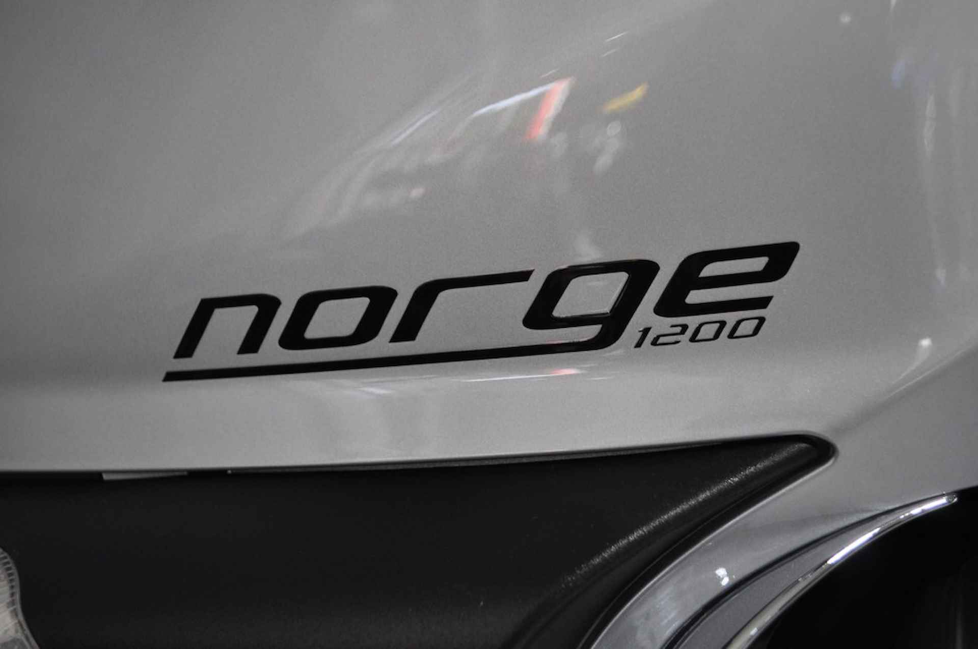 MOTO GUZZI Norge 1200 - 22/24