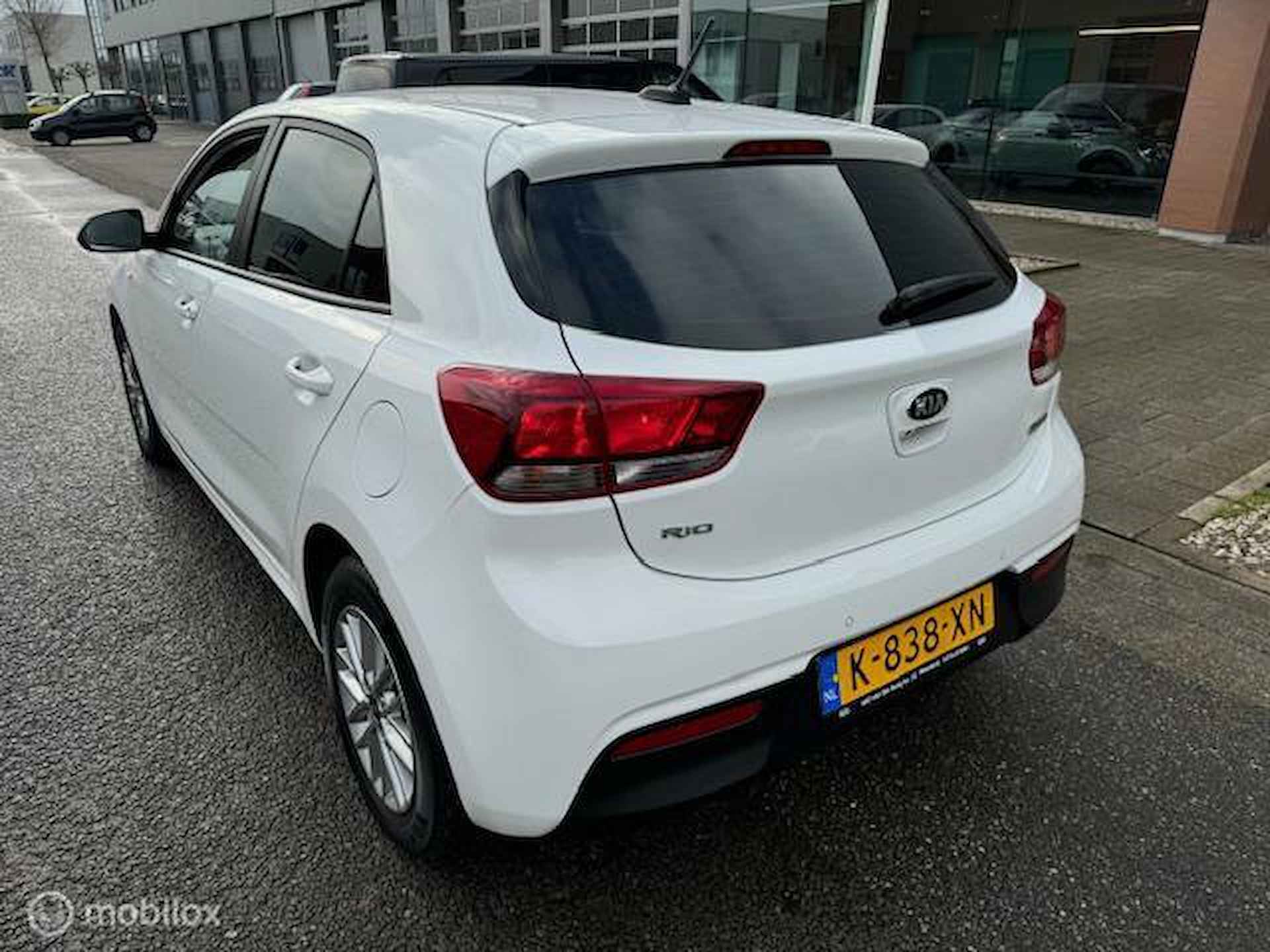 Kia Rio 1.0 T-GDi Mild Hybride  DynamicLine Navigator  , Camera achter , Airco , Cruis controle , Velgen 16 inch - 4/33