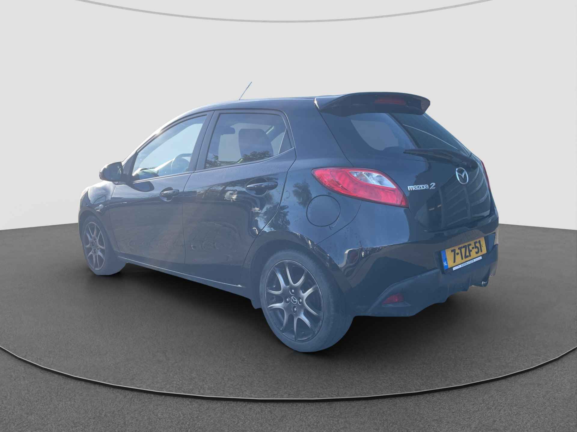 Mazda 2 1.3 TS Plus | PDC | Navi | Clima | Stoel verw. - 6/16