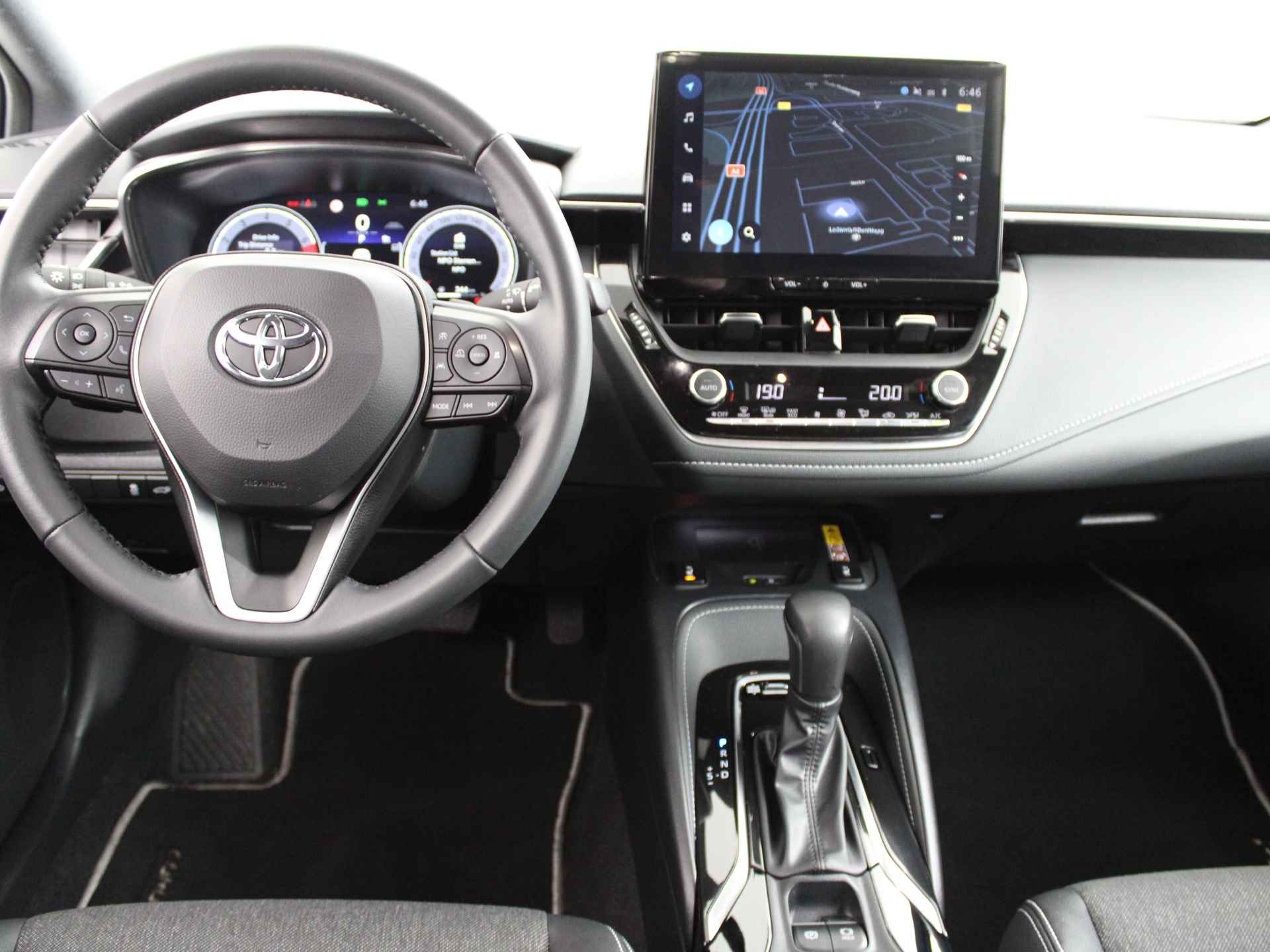 Toyota Corolla Touring Sports Hybrid 200 Business Plus | PDC | Camera | Apple Carplay & Android Auto | Adap. Cruise control | Stoelverwarming | - 44/48