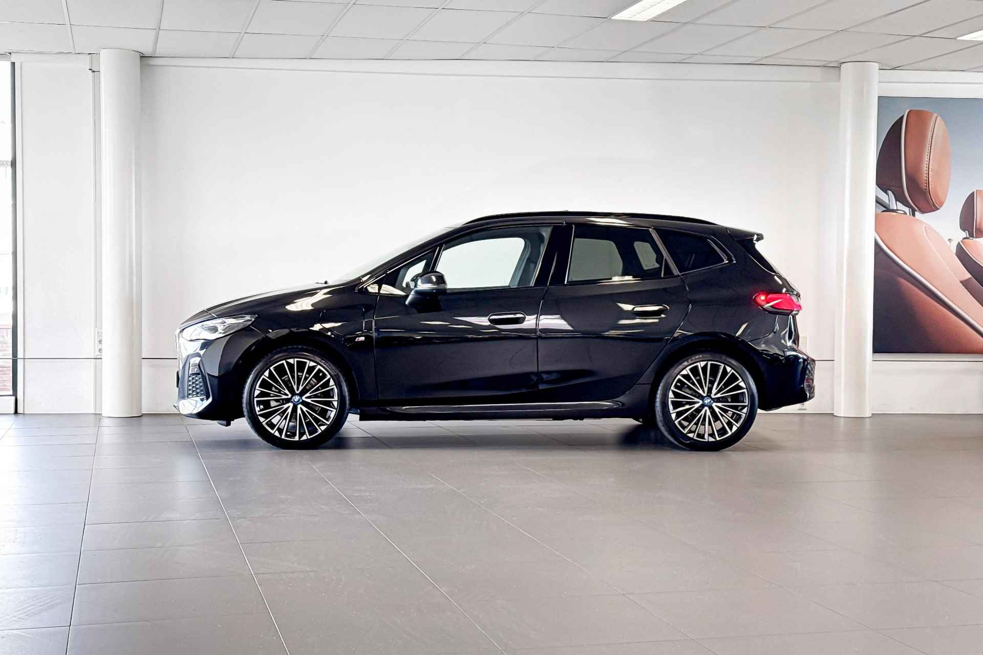 BMW 2 Serie Active Tourer 225e xDrive | M Sport | Harman Kardon | Panorama dak | Headup display - 2/28