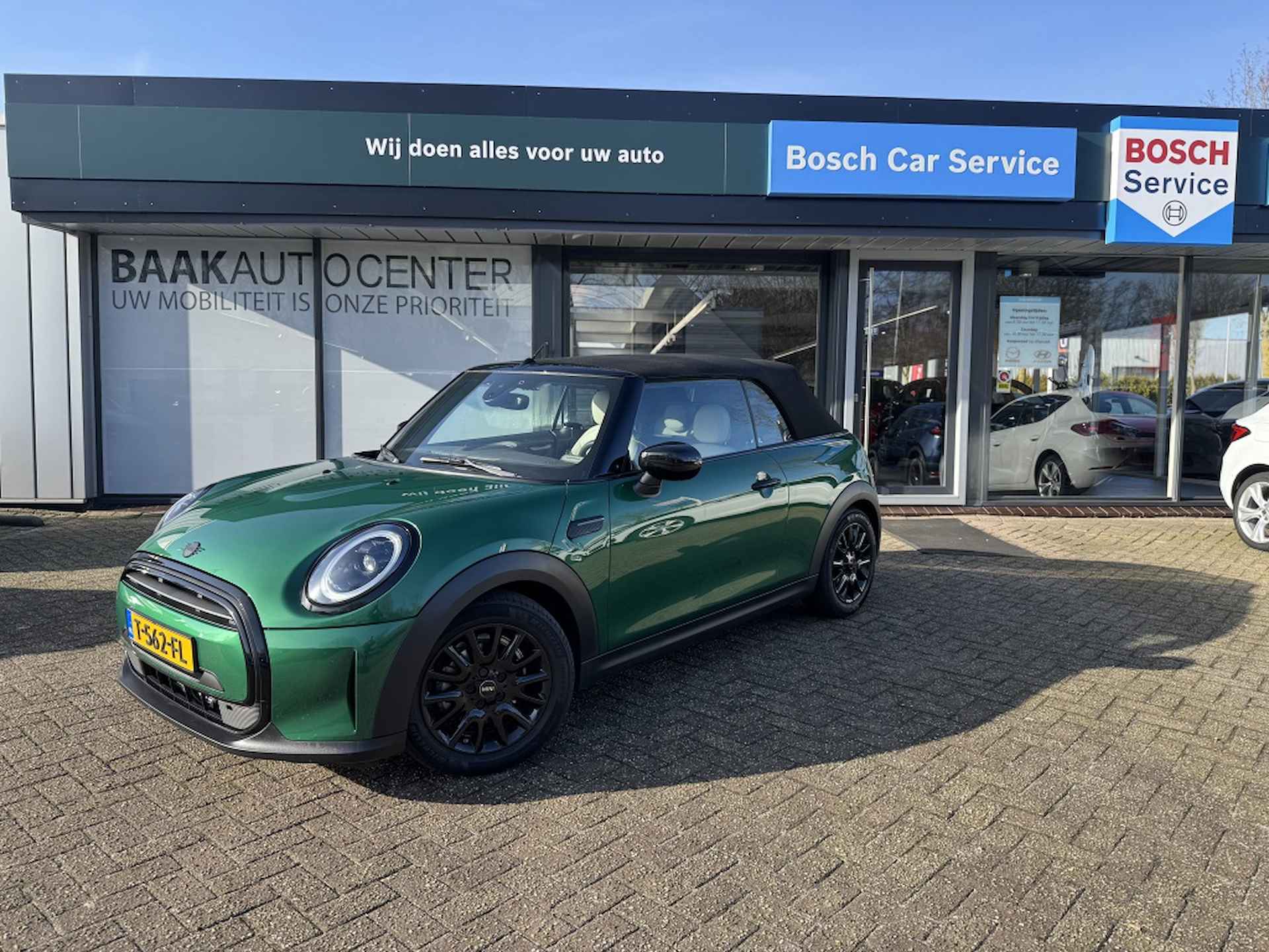 Mini Mini Cabrio 1.5 Cooper Classic | Cabrio | Carplay | Luxe Leder | - 3/24