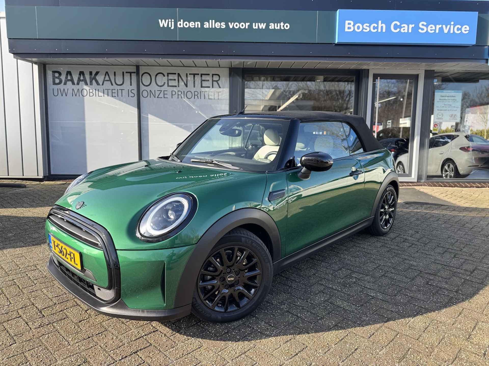 Mini Mini Cabrio 1.5 Cooper Classic | Cabrio | Carplay | Luxe Leder | - 4/24