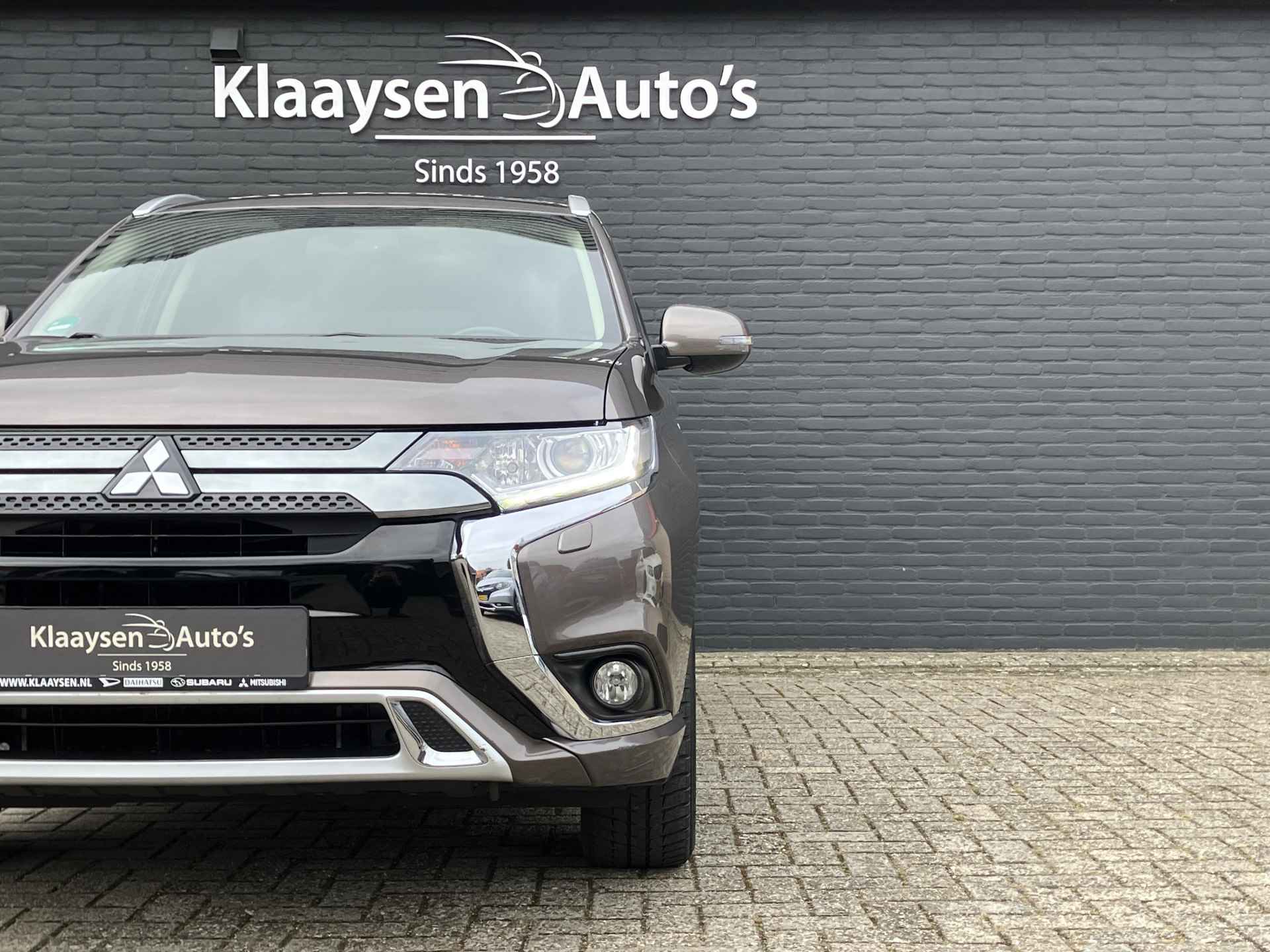 Mitsubishi Outlander 2.4 PHEV Intense+ 225 pk 4WD AUT. | 1e eigenaar | dealer onderhouden | trekhaak | navigatie | camera - 10/38