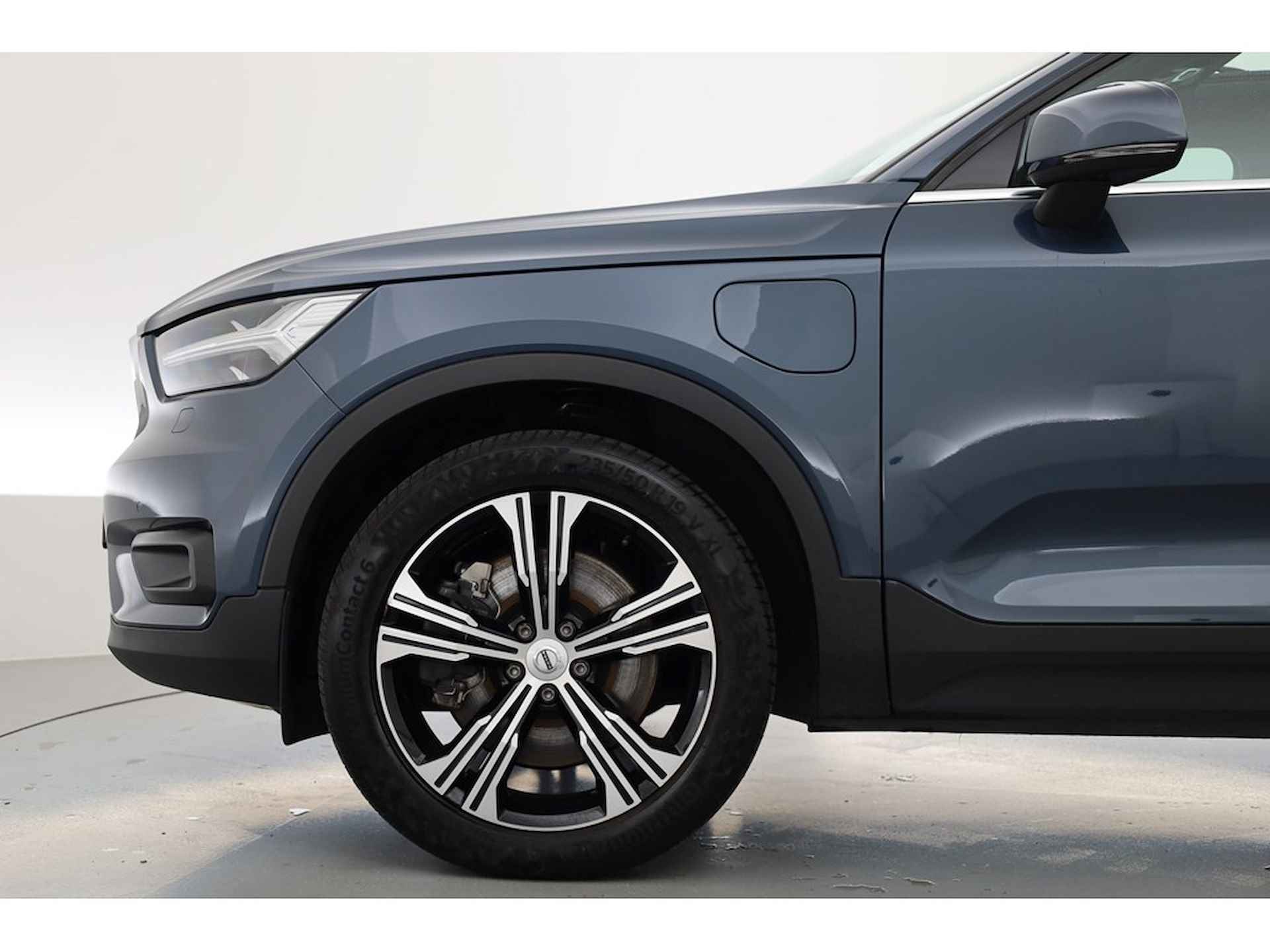 Volvo XC40 1.5 262 PK T5 Recharge Inscription, Pano-dak, 360 camera, H&K audio, Leer - 3/28