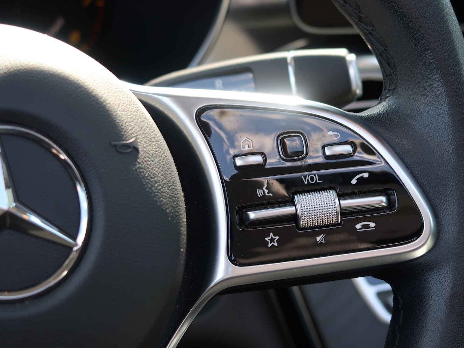 Mercedes-benz GLC-klasse 200 4Matic Premium Plus automaat / vol opties ! - 23/29