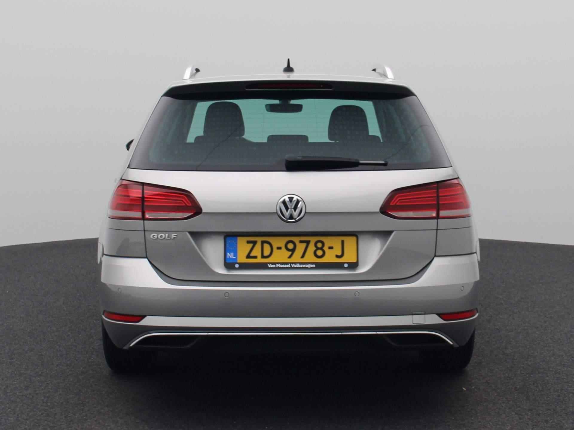Volkswagen Golf Variant 1.0 TSI Comfortline 116 PK | Navigatie | Adaptive Cruise Control | Climate Control | Parkeersensoren | Lichtmetalen velgen | Apple Carplay | Android Auto | - 6/38