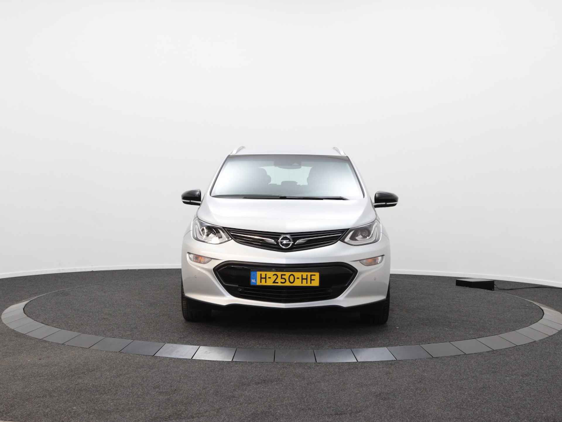 Opel Ampera-e Business exec 60kWh | DAB | Camera | Carplay | Stoel Verwarming - 14/47