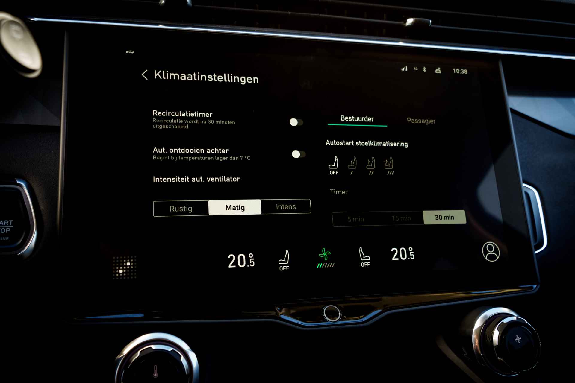 Lynk & Co 01 1.5 Plug-in Hybrid 262 Pk I Trekhaak | Panoramadak I 69 km Elektrisch I Achteruitrijcamera I Infinity Audio I Full Map Navi I Carplay I 20 inch. LMV l 1e eigenaar l - 35/59