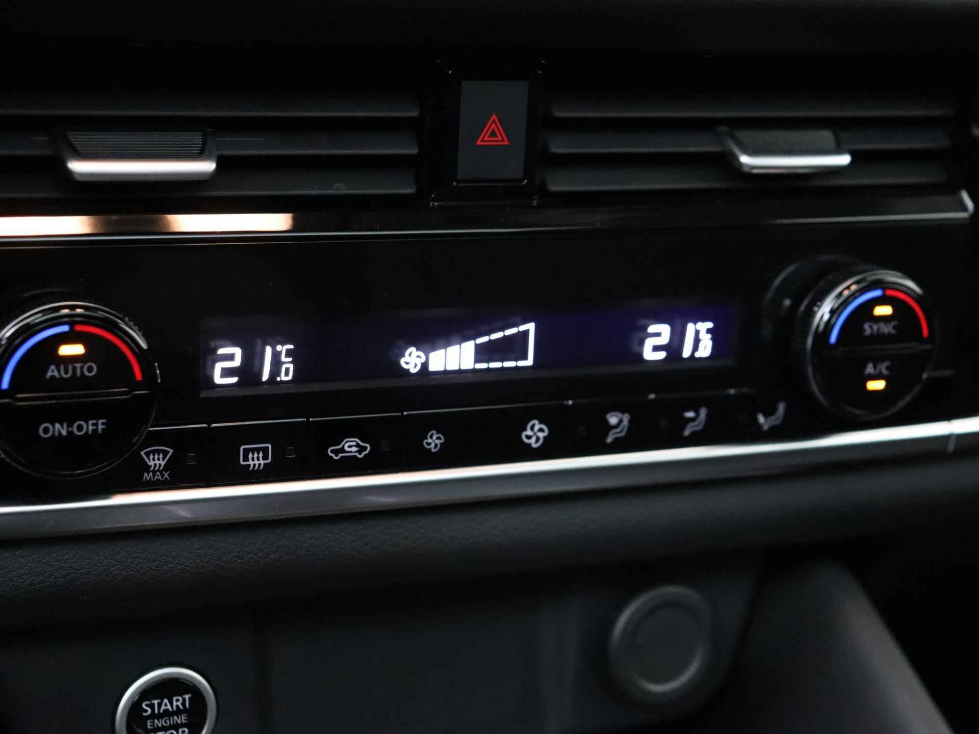 Nissan Qashqai 1.3 - 158PK MHEV Xtronic N-Connecta | Panoramadak | Navigatie | Cruise Control Adaptief | Climate Control | Apple Carplay/Android Auto | Parkeersensoren | Camera | Licht & Regen Sensor | LED Lampen | - 17/27