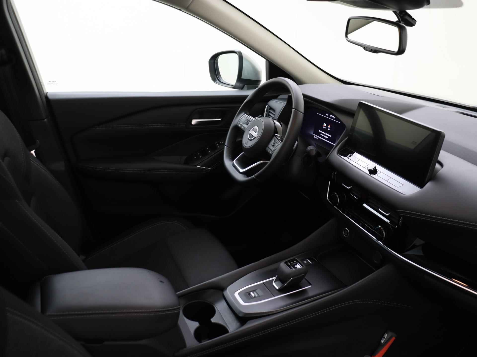 Nissan Qashqai 1.3 - 158PK MHEV Xtronic N-Connecta | Panoramadak | Navigatie | Cruise Control Adaptief | Climate Control | Apple Carplay/Android Auto | Parkeersensoren | Camera | Licht & Regen Sensor | LED Lampen | - 18/27