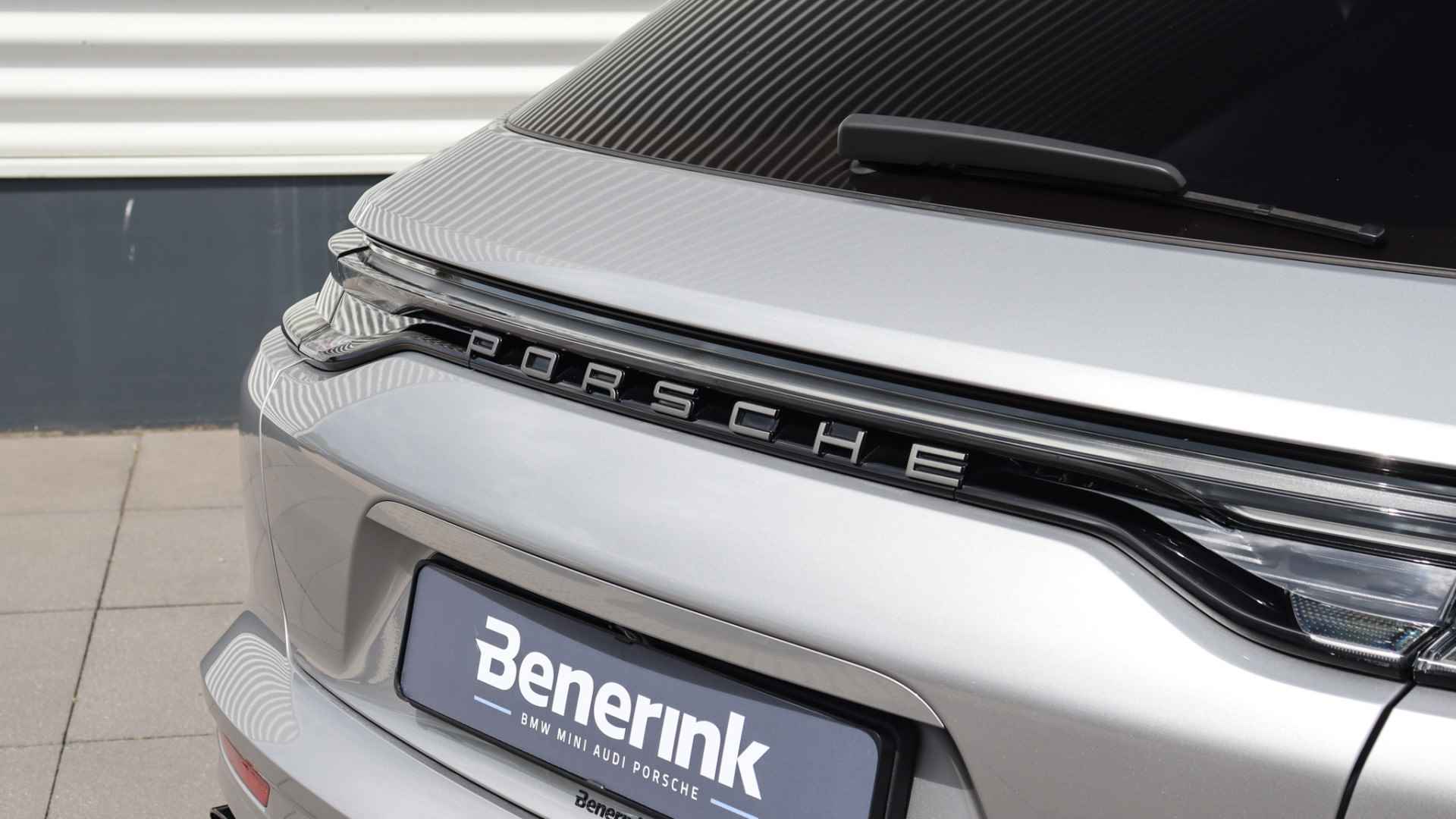 Porsche Panamera Sport Turismo 2.9 4 E-Hybrid Platinum Edition SportDesign | Panoramadak | InnoDrive | Stoelventilatie | Head-up | Soft-Close - 19/34