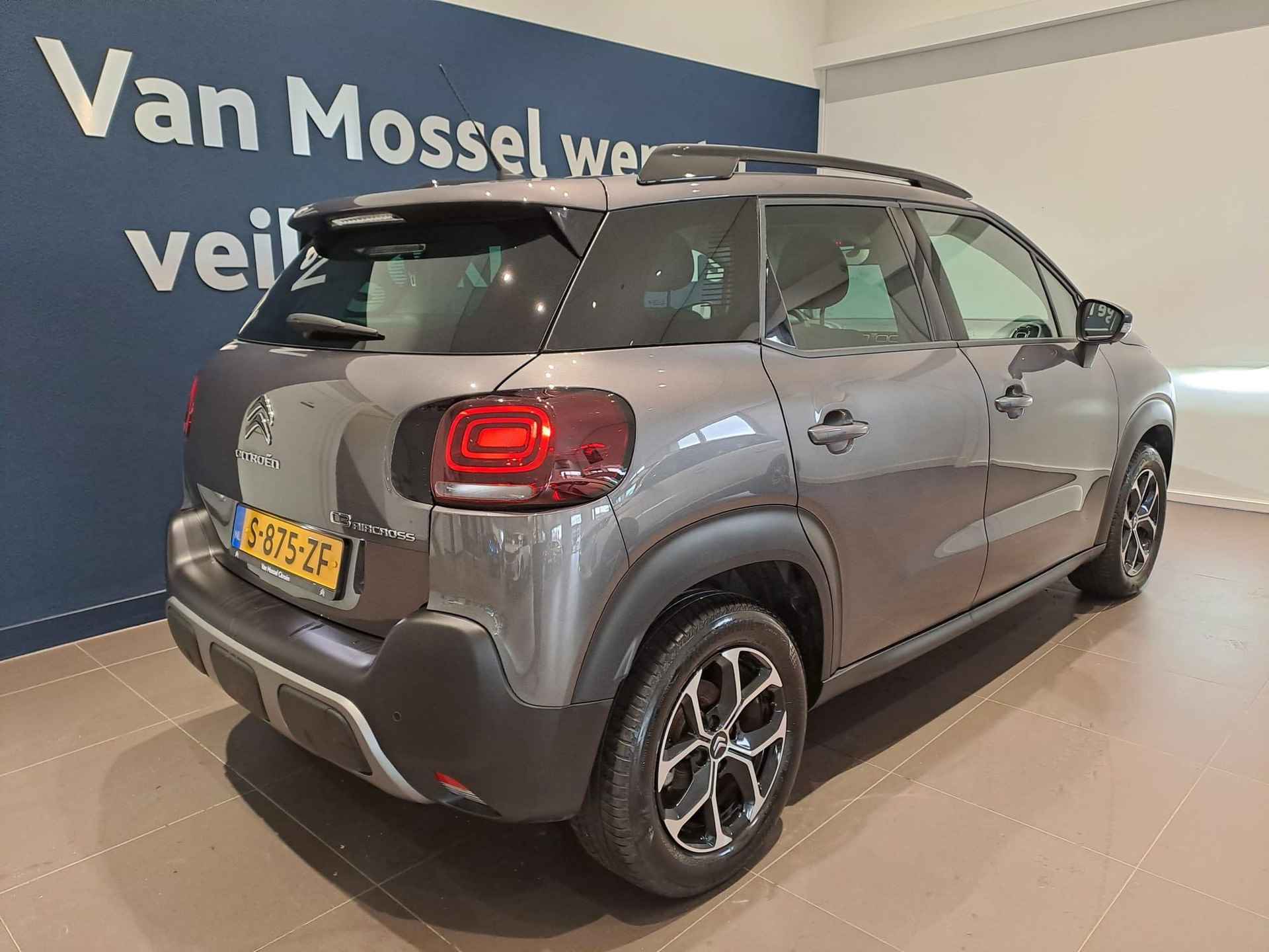 Citroen C3 Aircross 1.2 PureTech Shine | Navigatie | Climate control | Parkeersensoren - 3/16