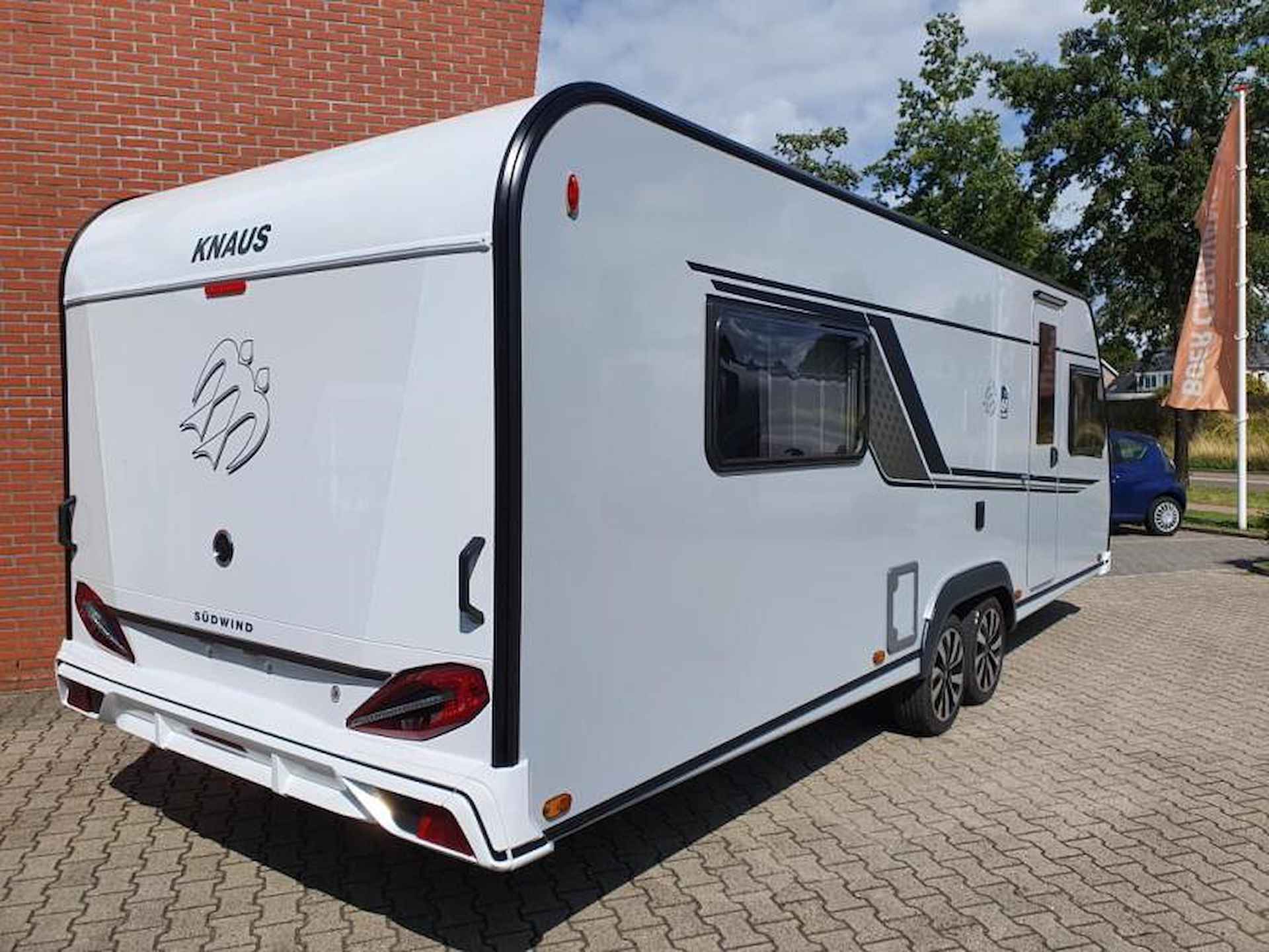 Knaus Sudwind 60 Years 650 UX - 3/17