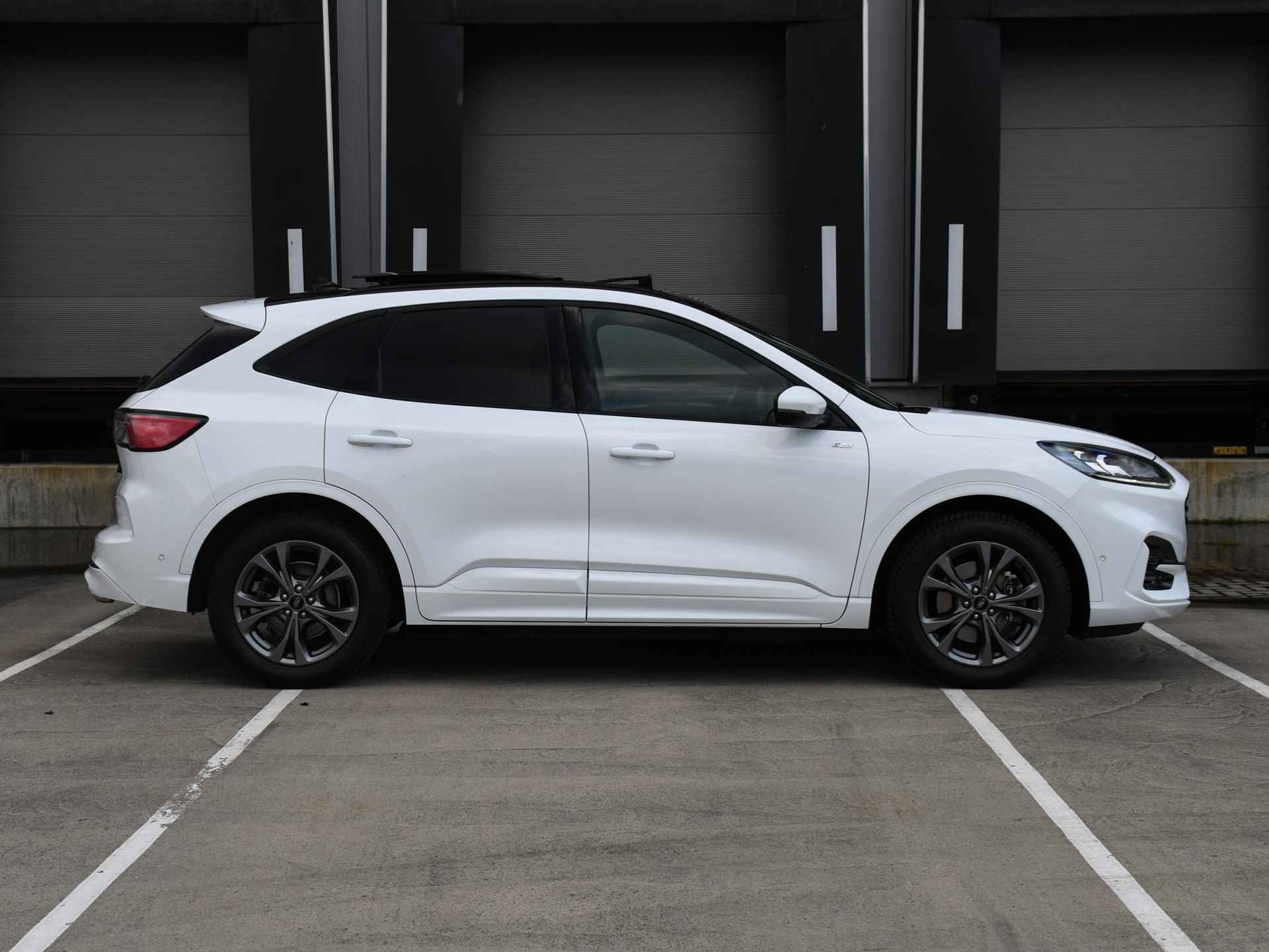 Ford Kuga ST-Line X 2.5 PHEV 225pk Automaat SCHUIF-DAK | 18''LM | ADAPT. CRUISE | DAB | B&O | BLIS | STOELVERW. VOOR - 4/38